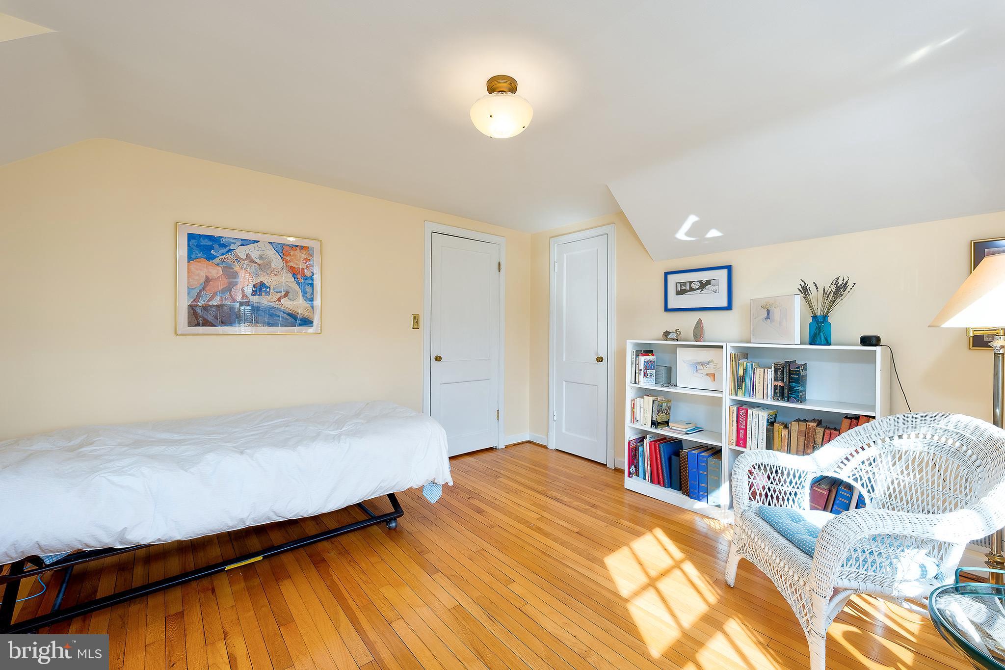 DAWSON TERRACE - Residential