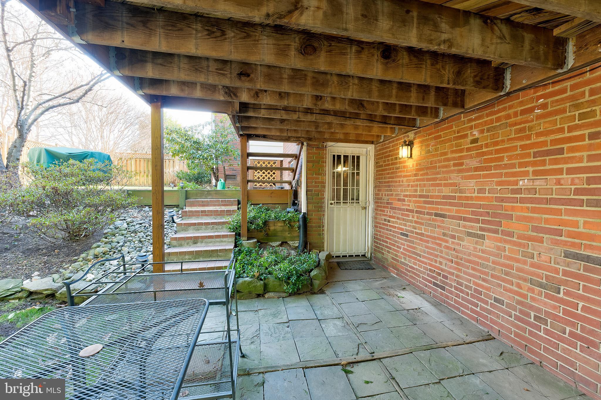 DAWSON TERRACE - Residential