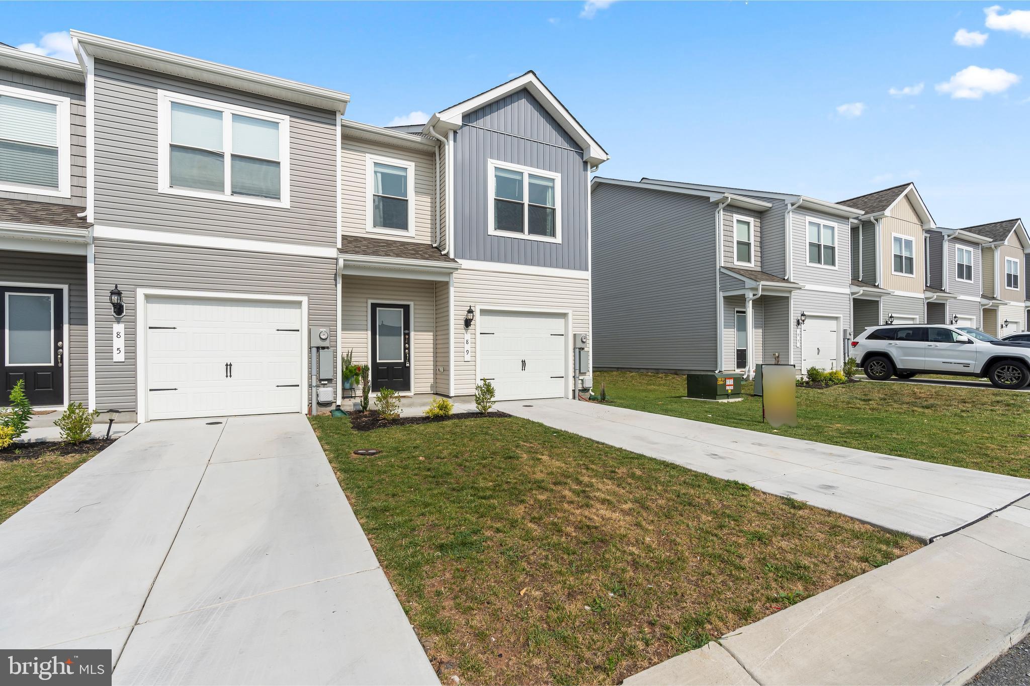 HOMEPLACE AT RIVERSIDE - Residential