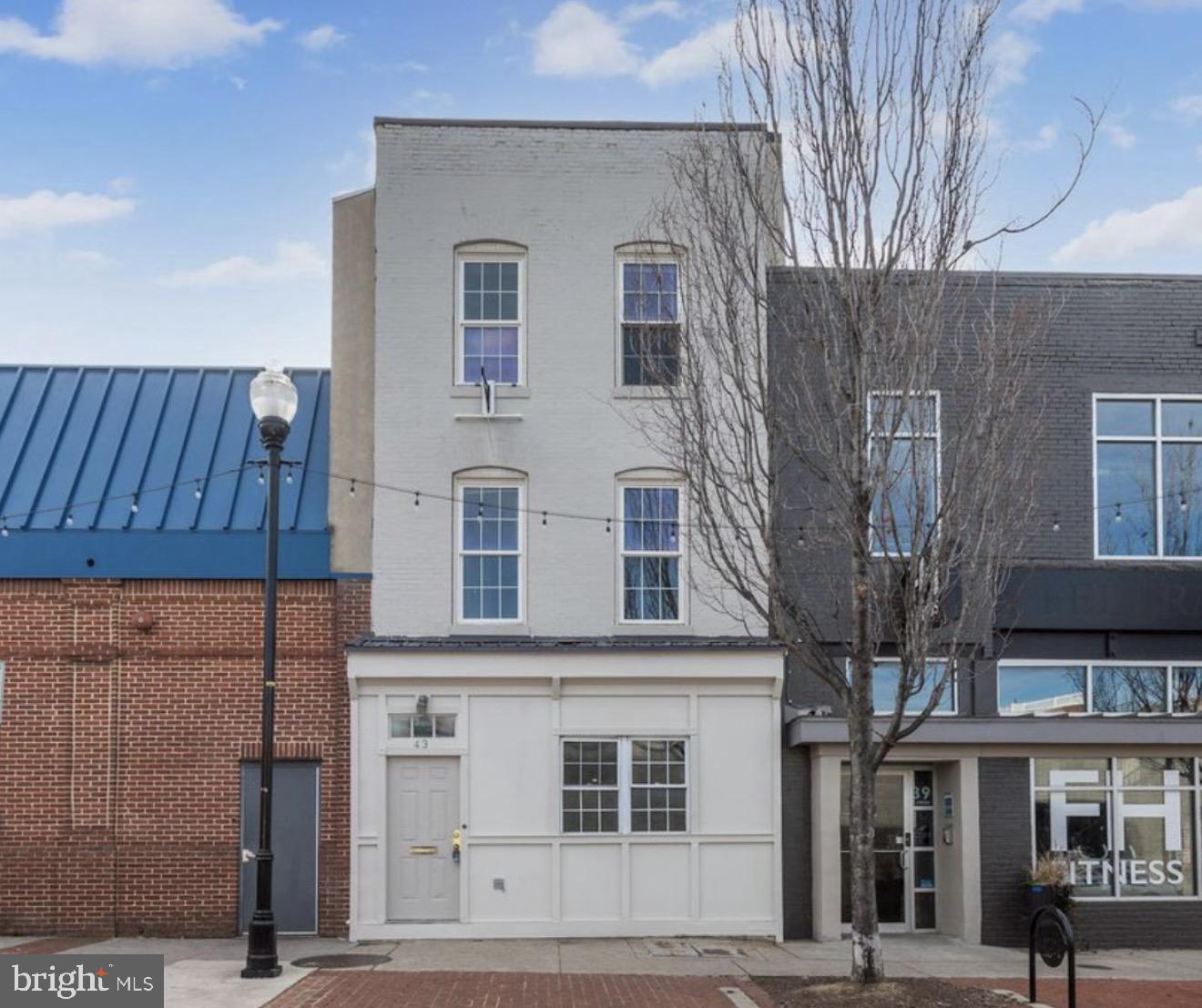 This is a great opportunity for you to own income producing triplex in a very prime location! Contact for more details and showings!