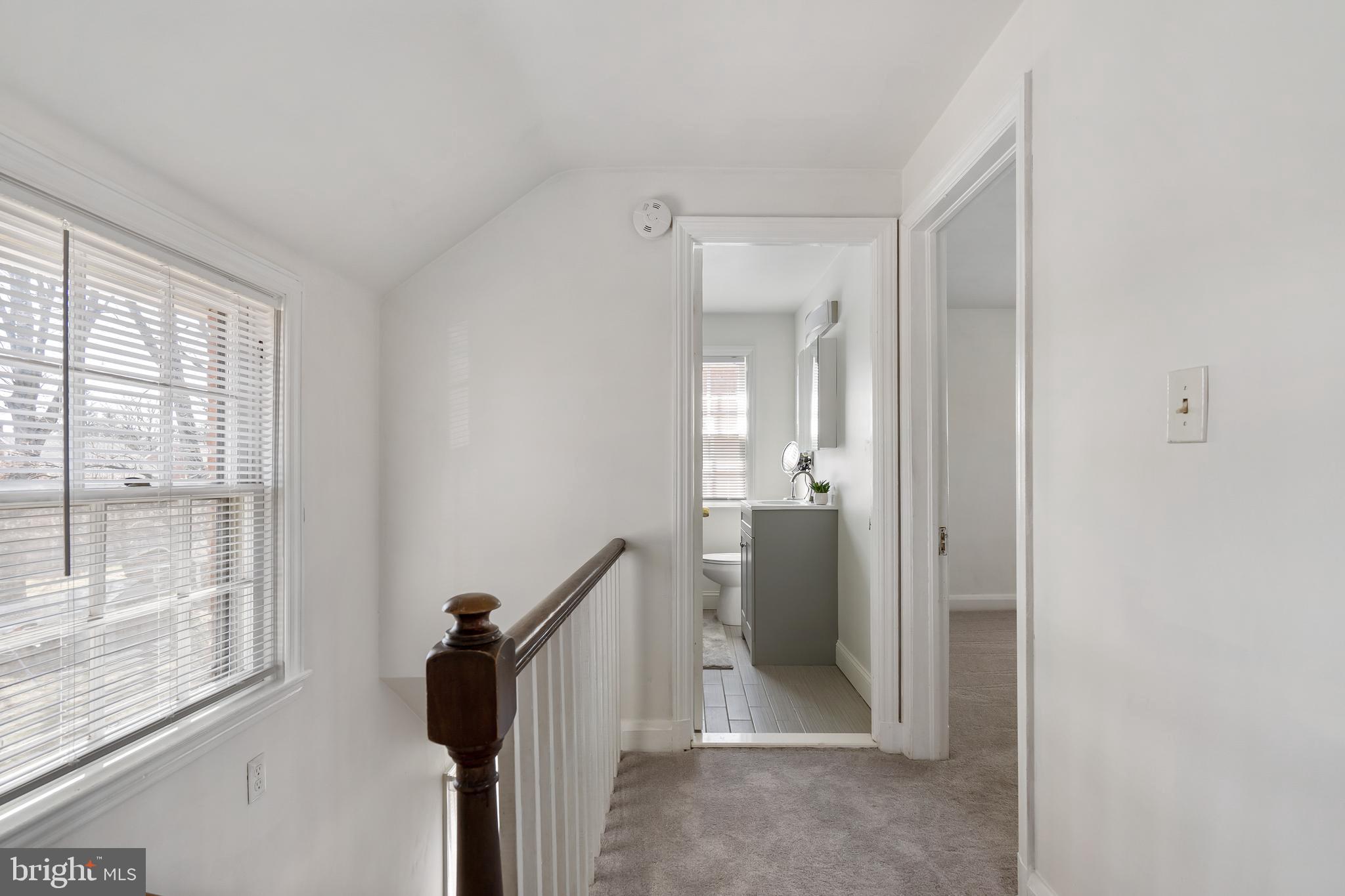 LOCHERN - Residential