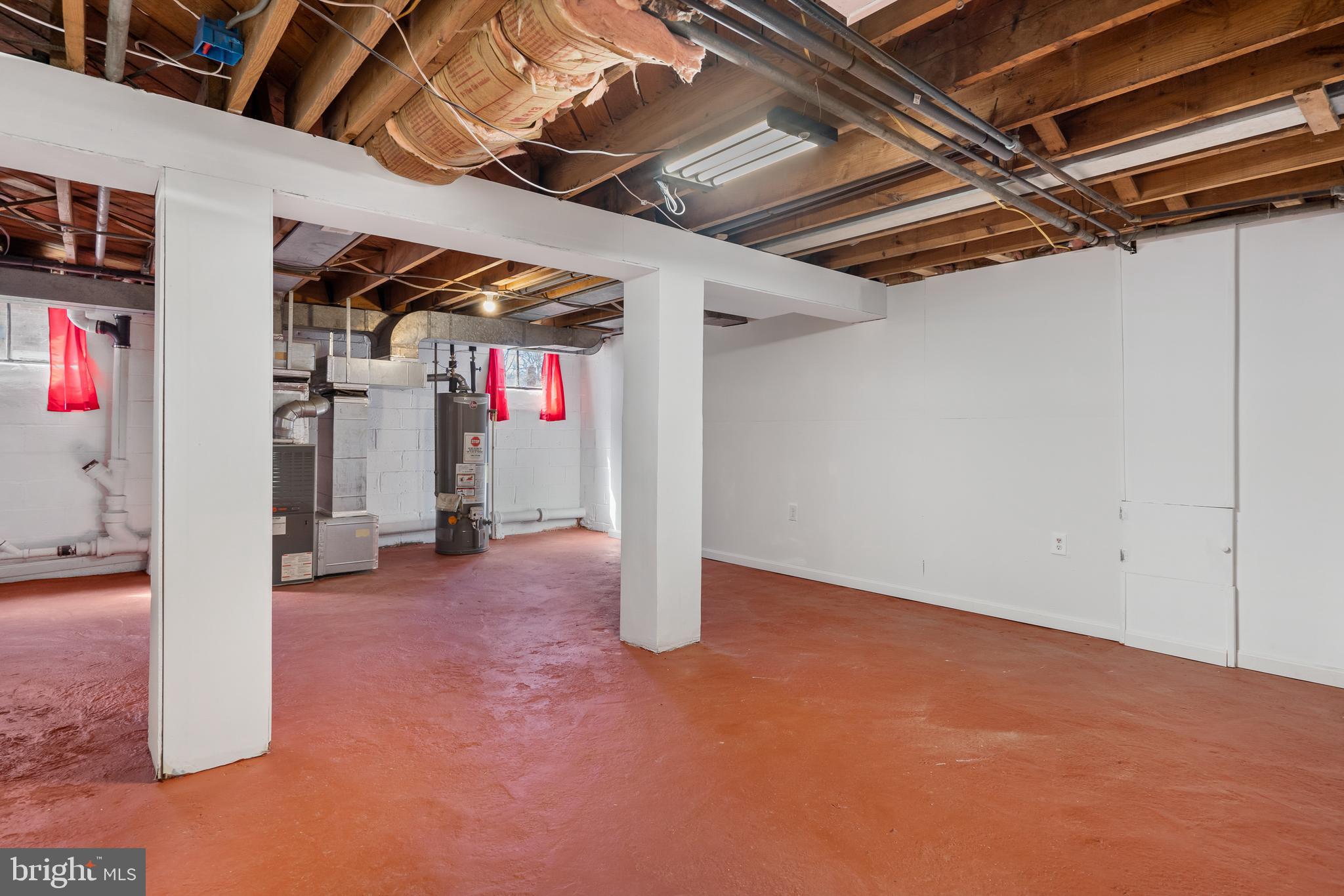 LOCHERN - Residential