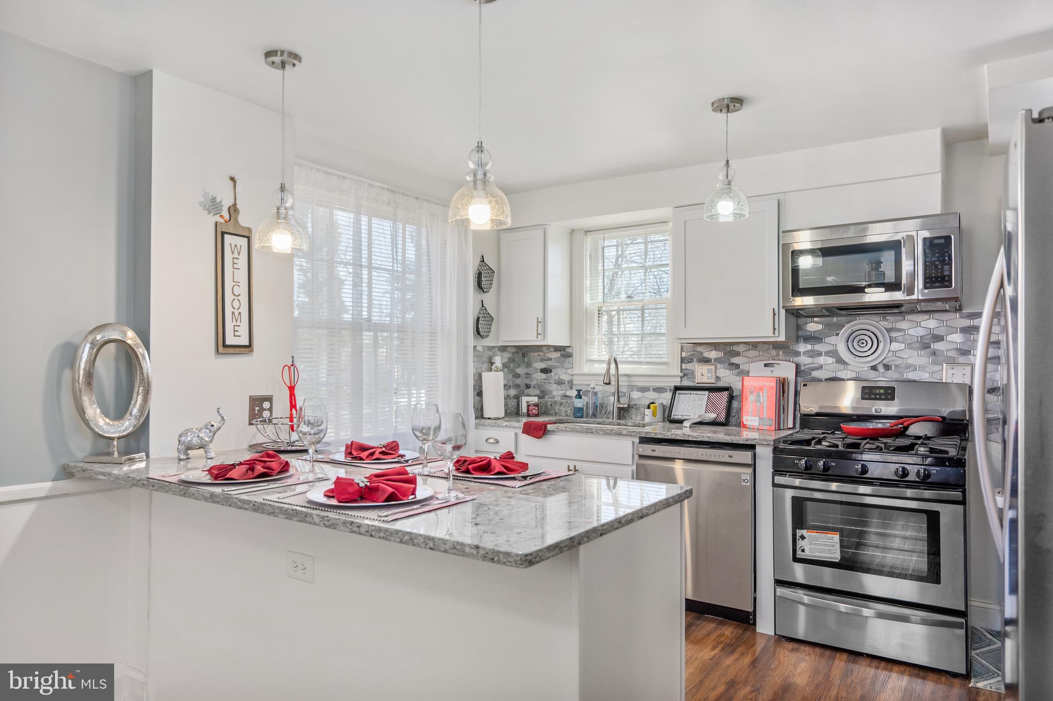 LOCHERN - Residential