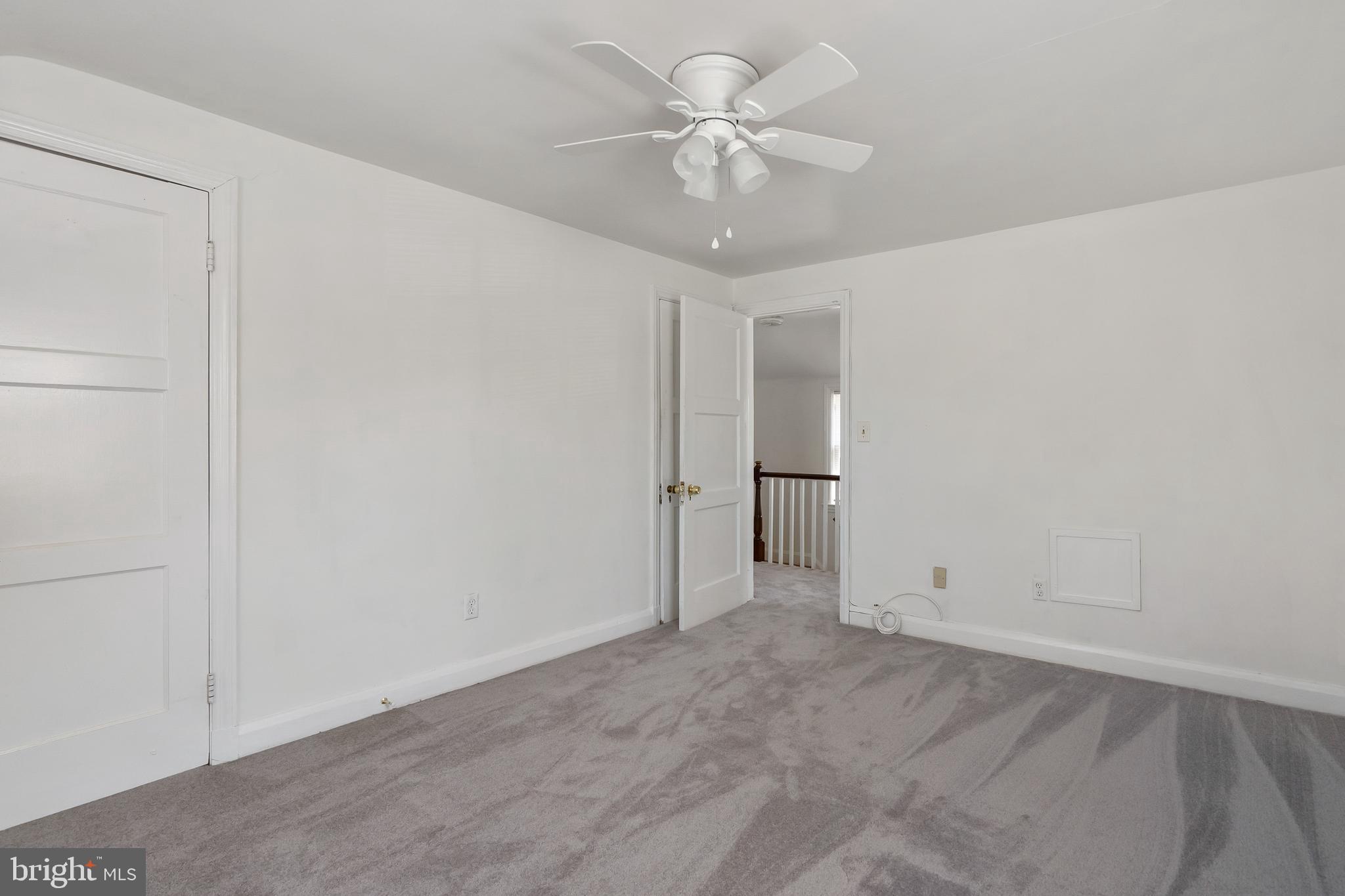 LOCHERN - Residential