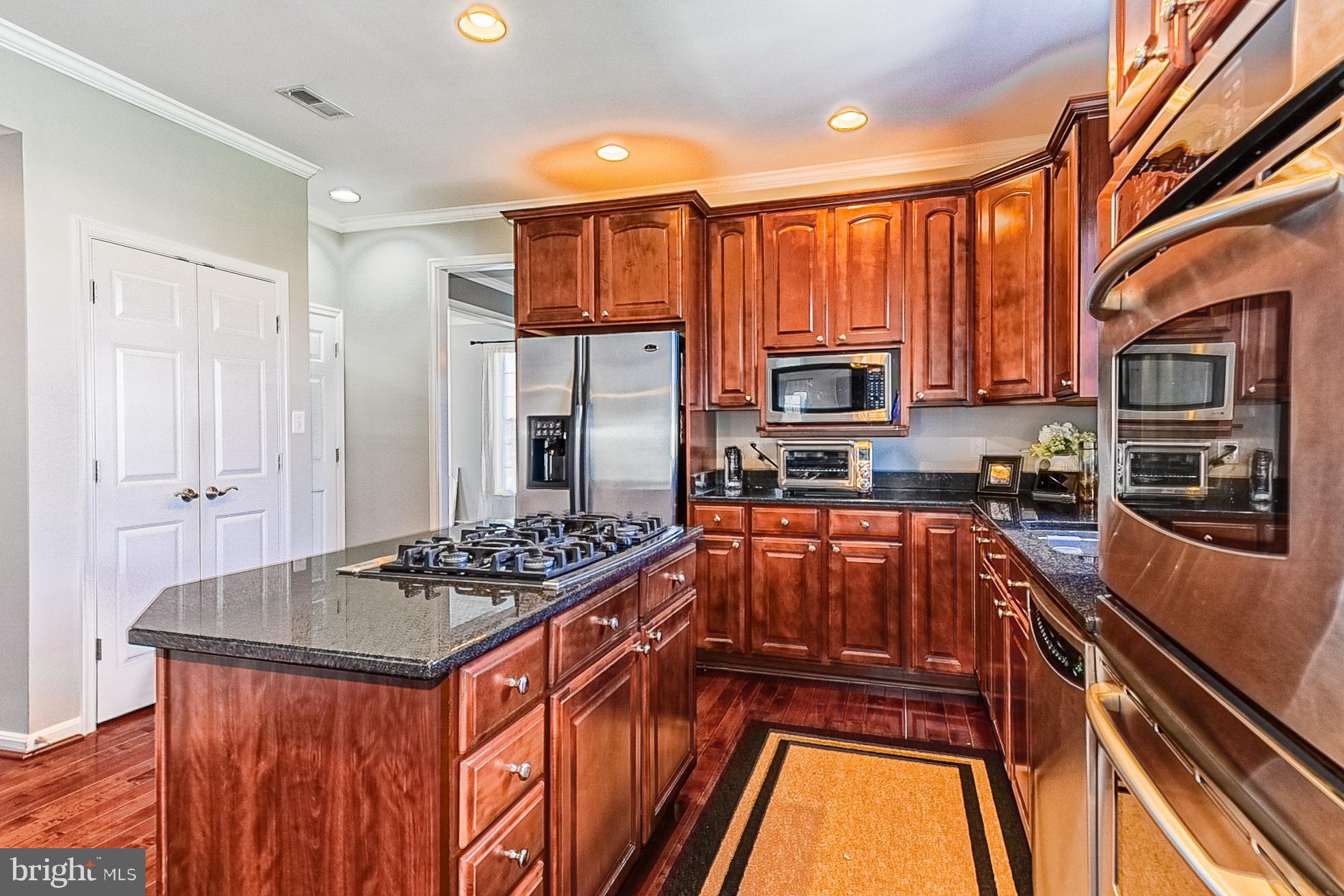 CHAPEL GROVE - Residential