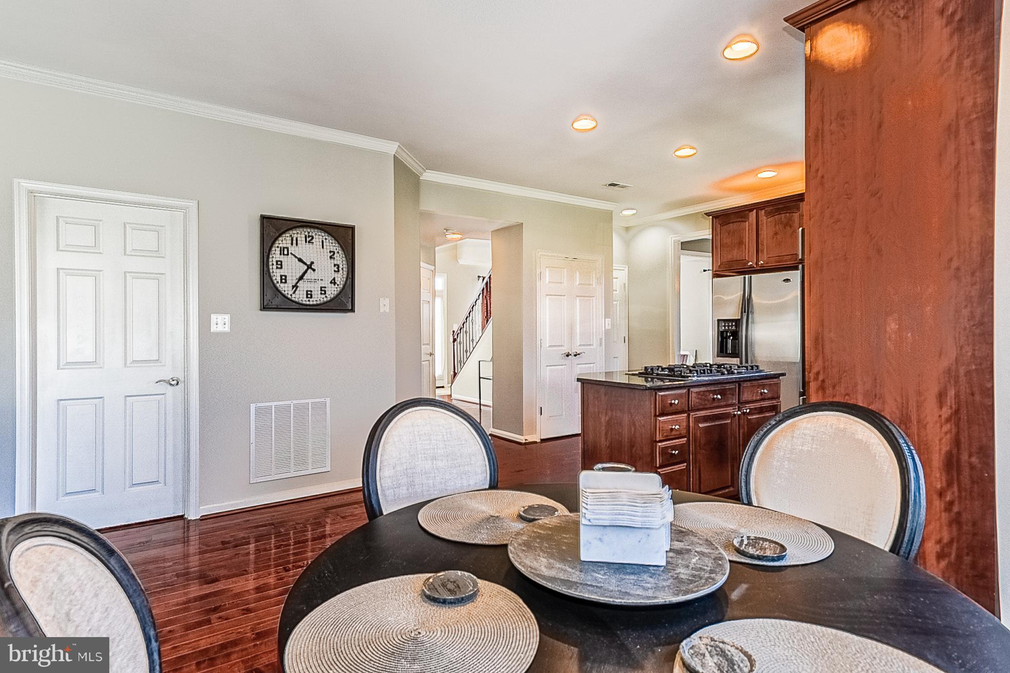 CHAPEL GROVE - Residential