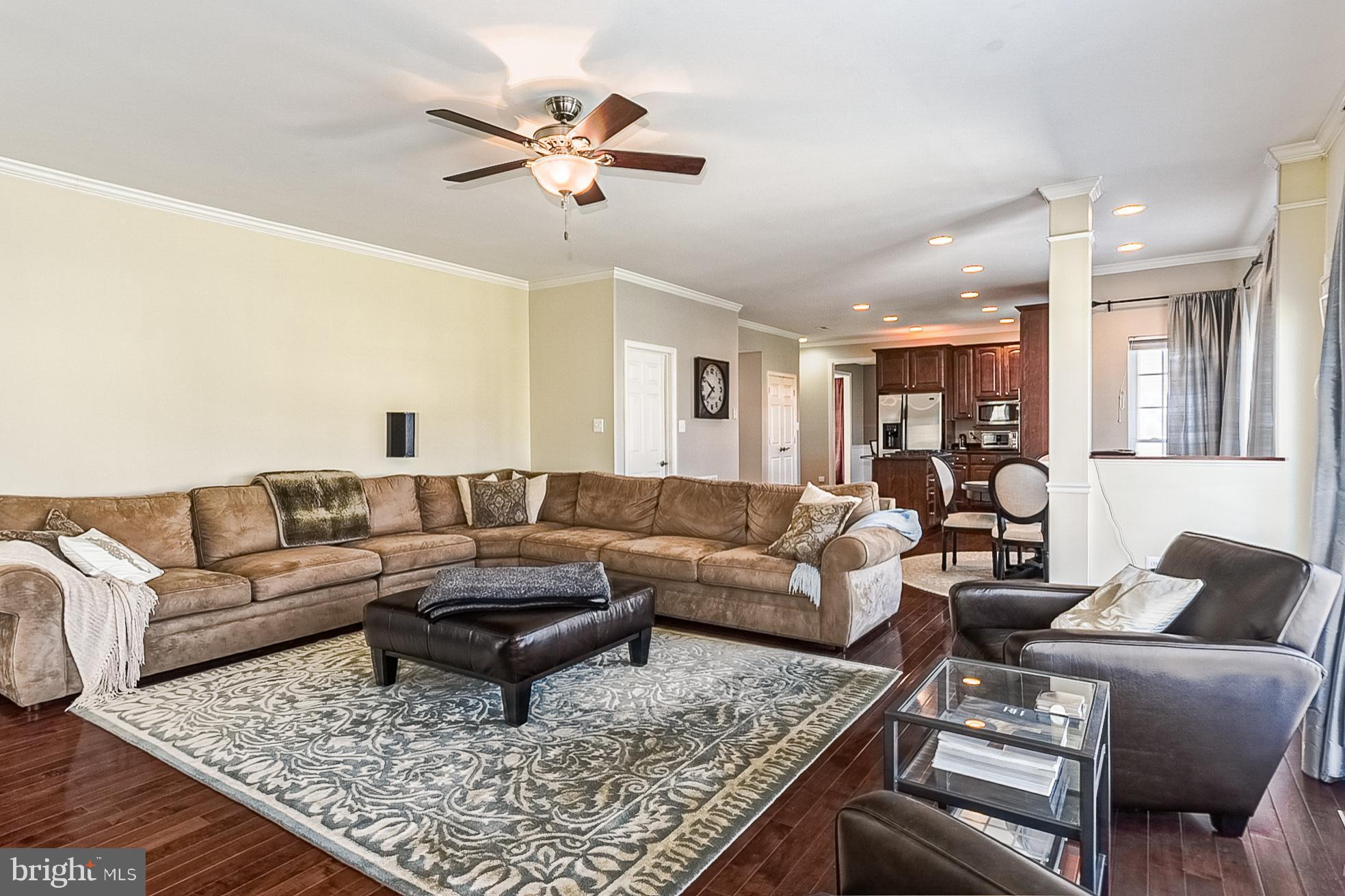 CHAPEL GROVE - Residential