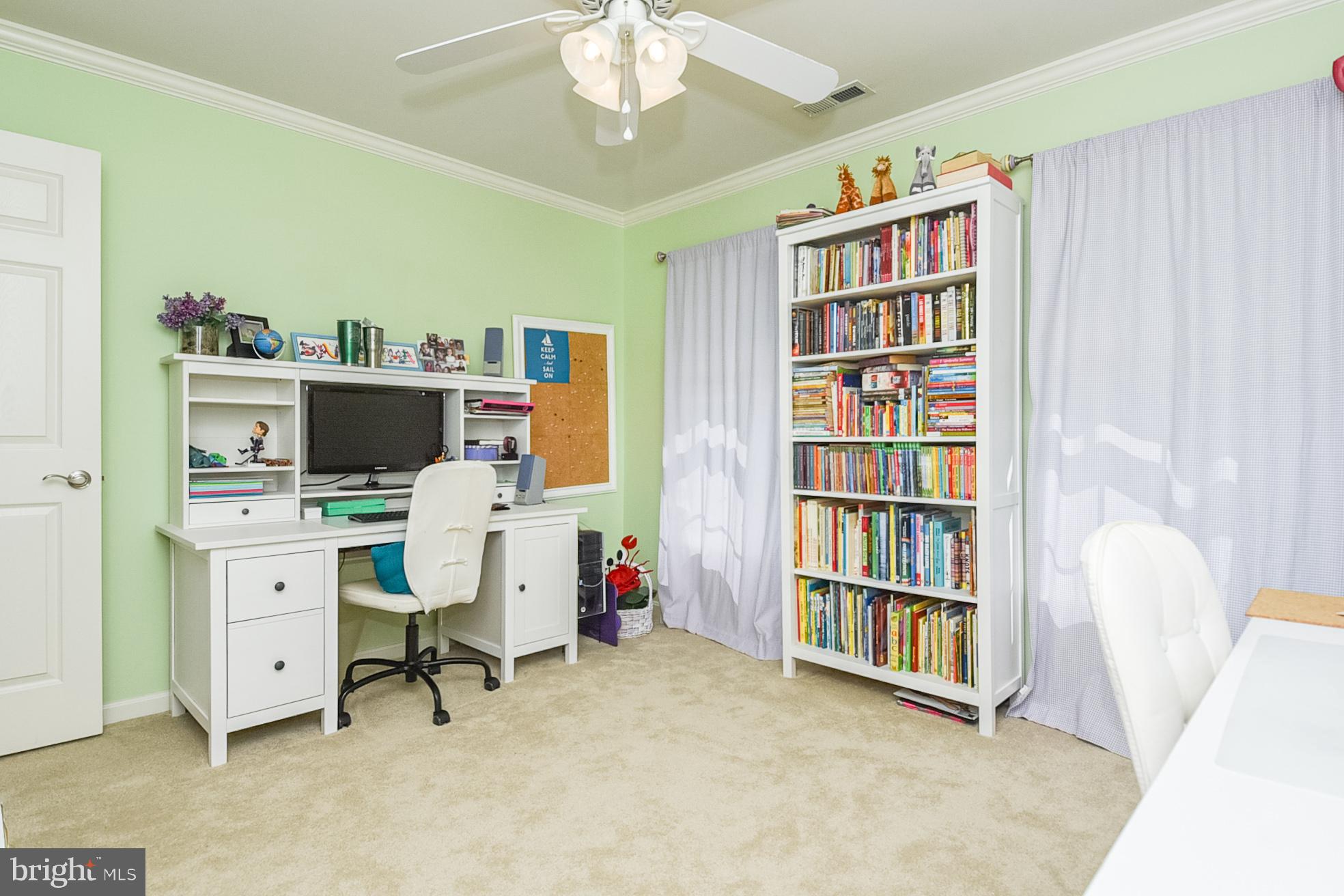 CHAPEL GROVE - Residential