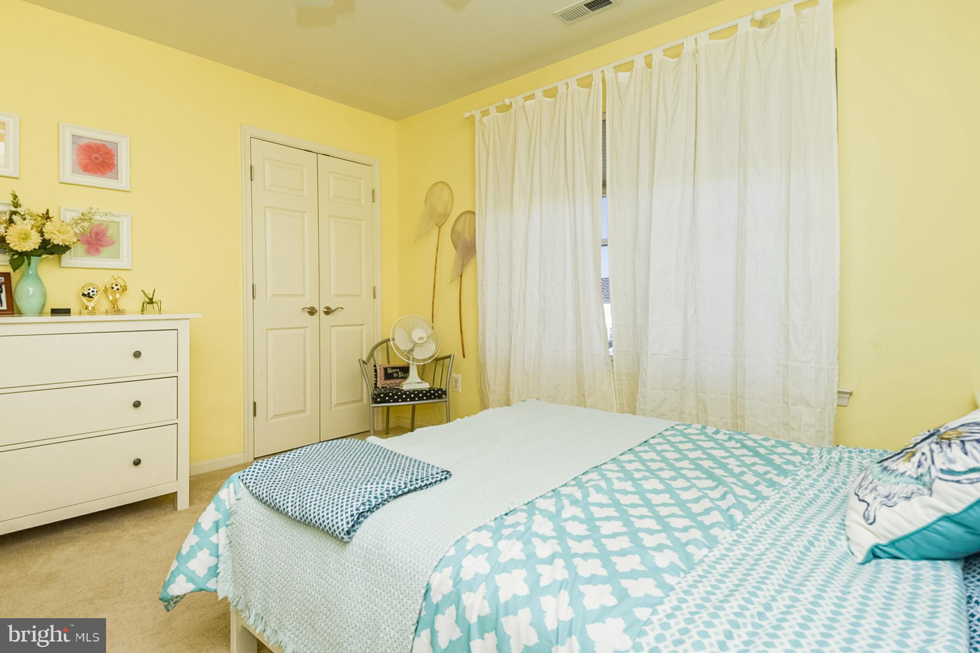 CHAPEL GROVE - Residential