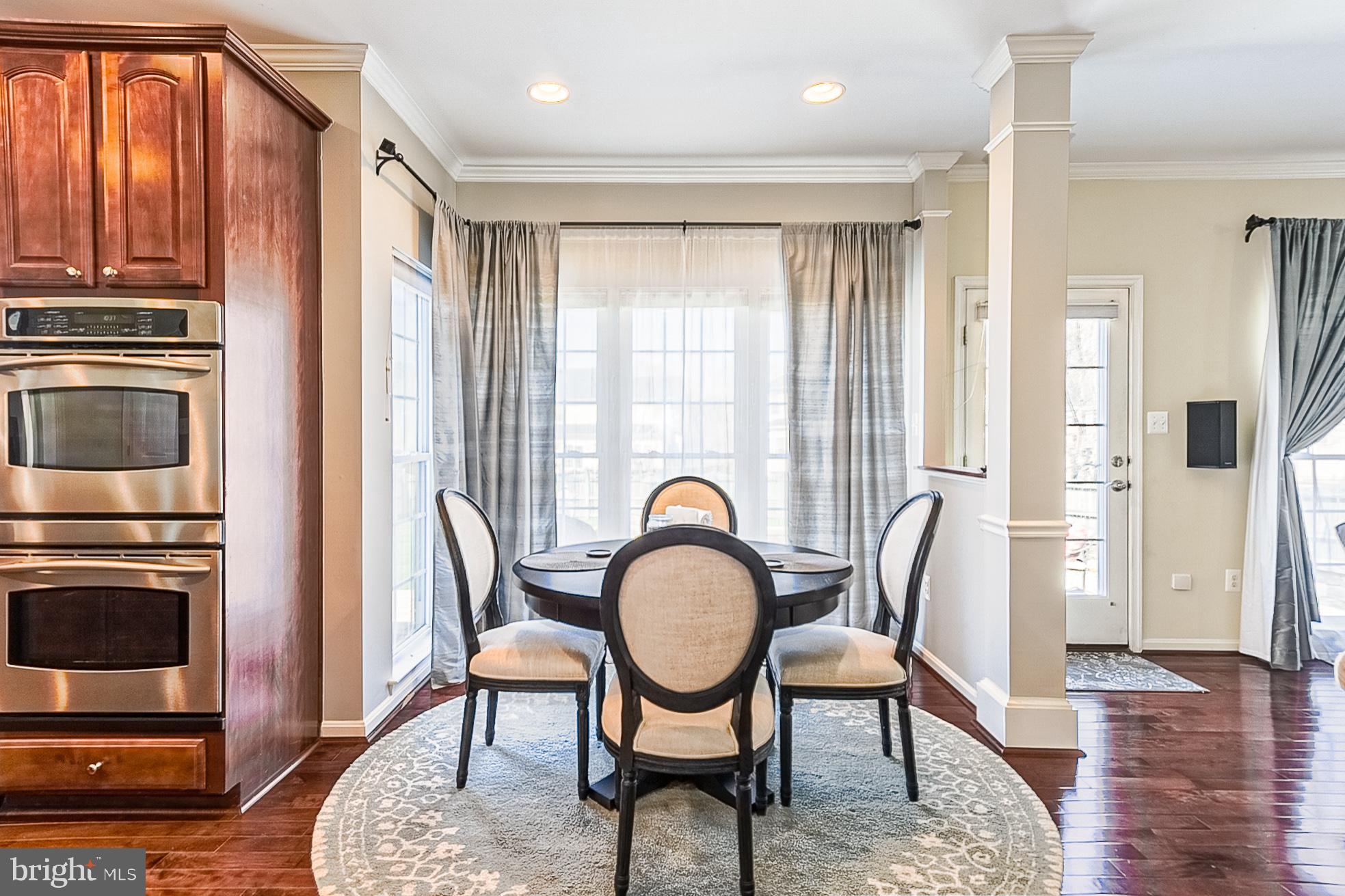 CHAPEL GROVE - Residential