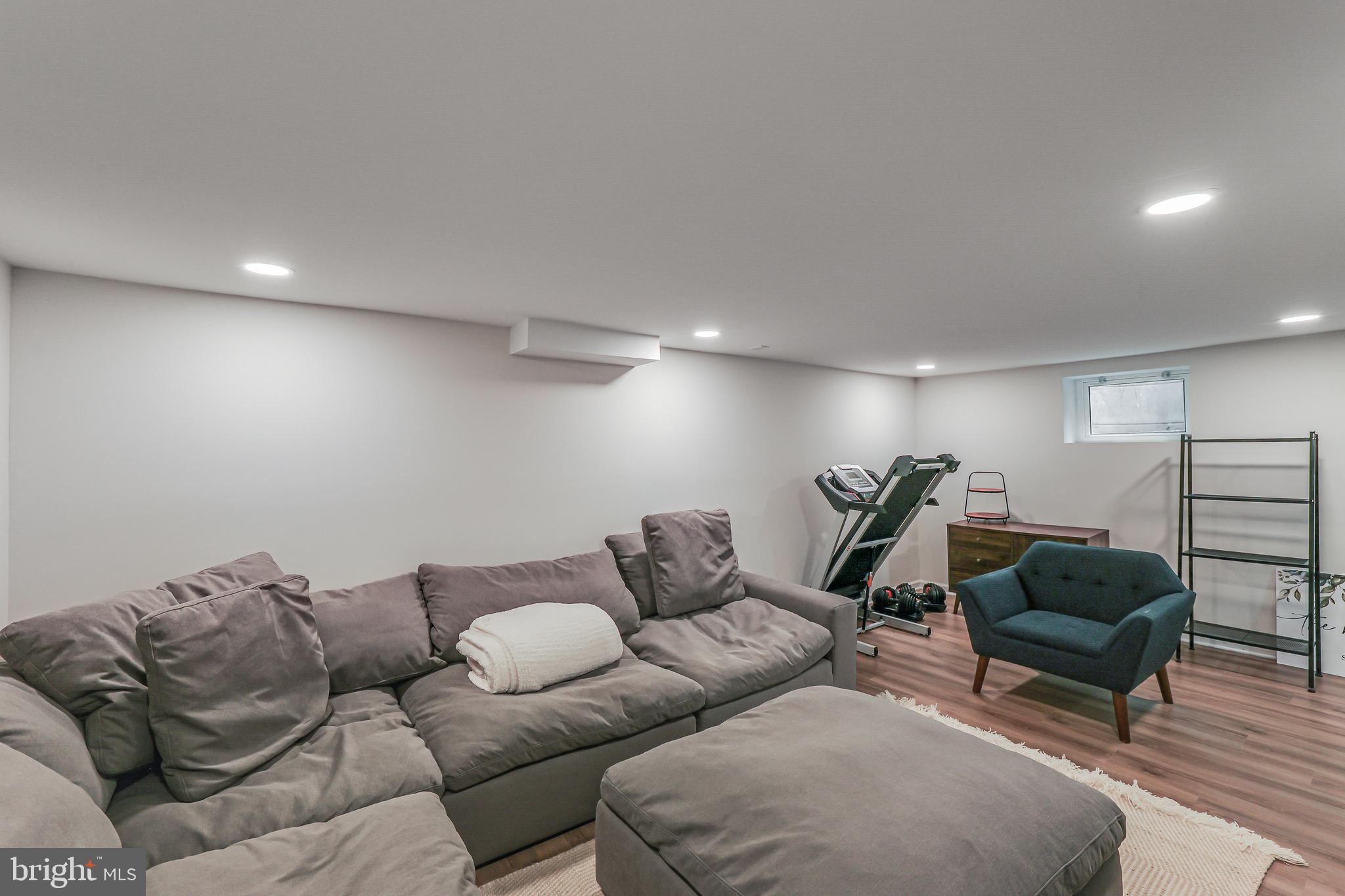 SEMINARY HEIGHTS - Residential