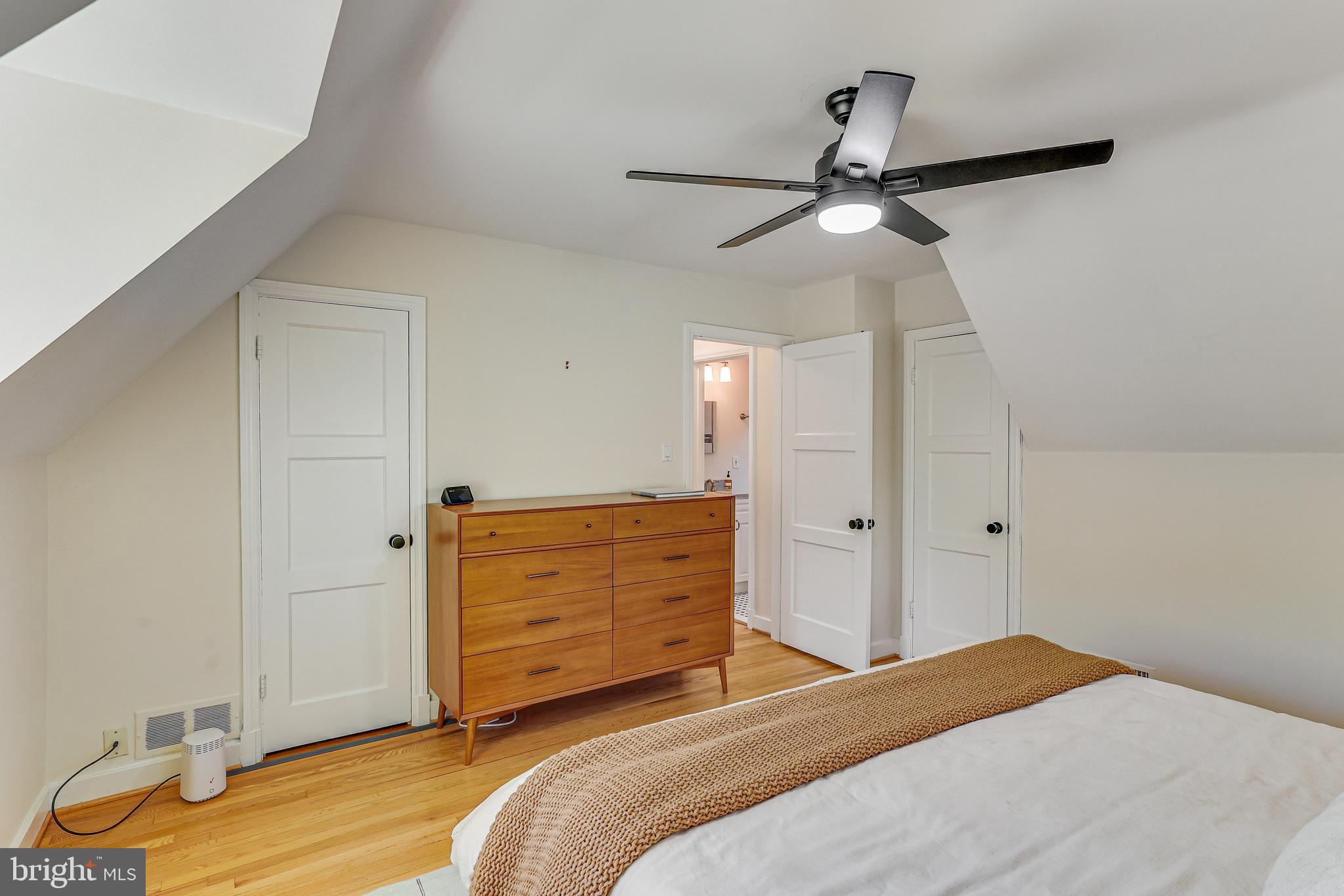 SEMINARY HEIGHTS - Residential