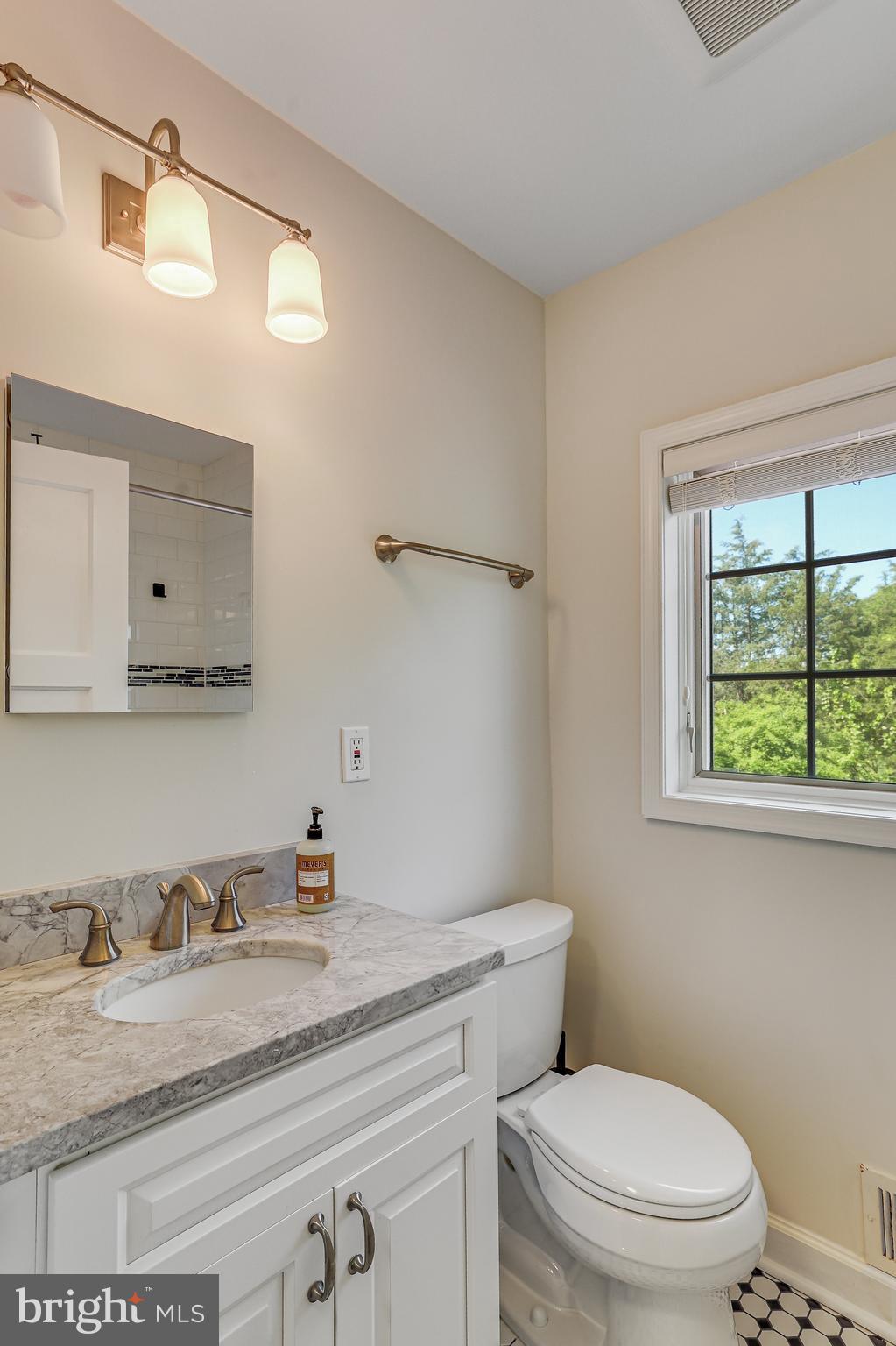 SEMINARY HEIGHTS - Residential