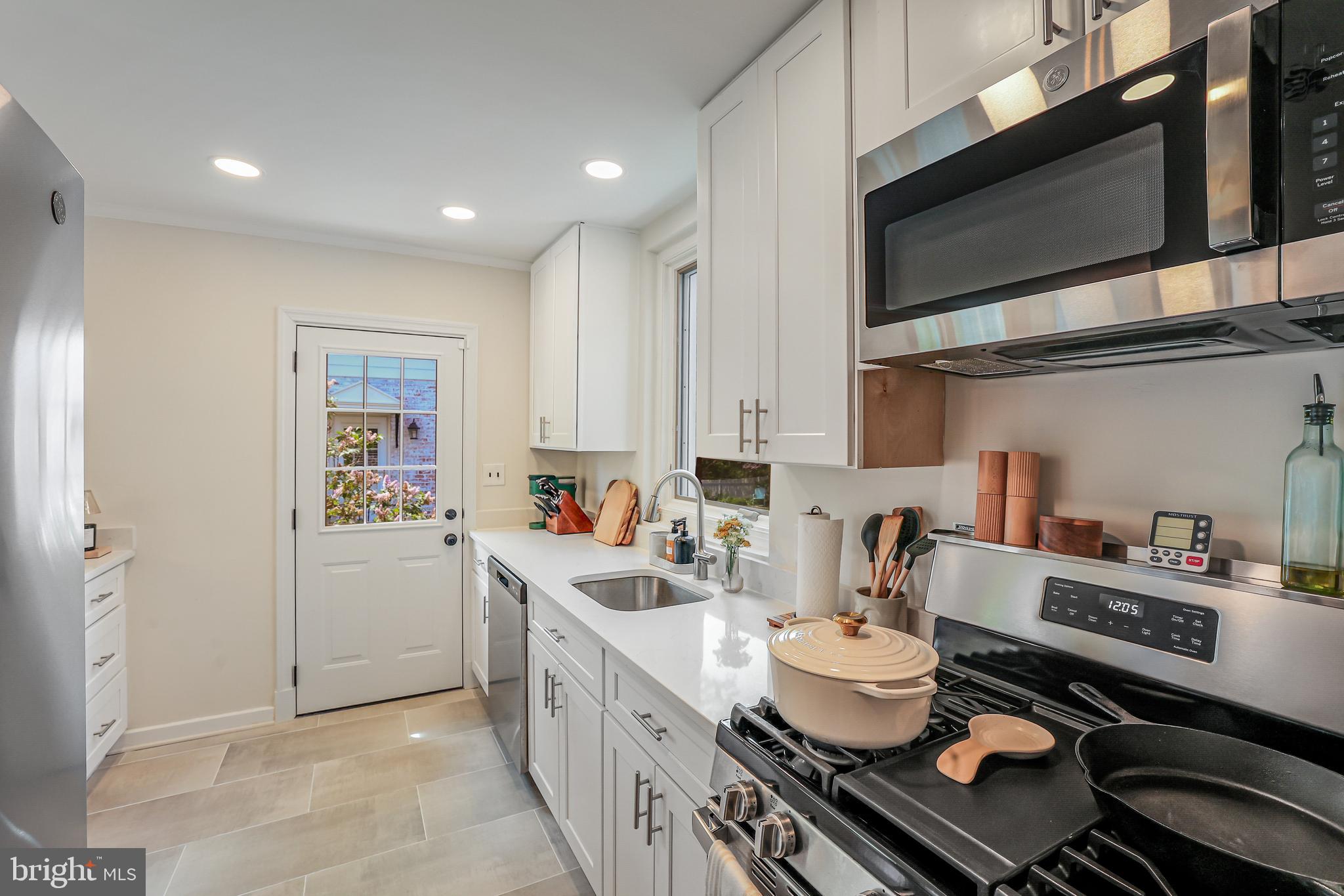 SEMINARY HEIGHTS - Residential