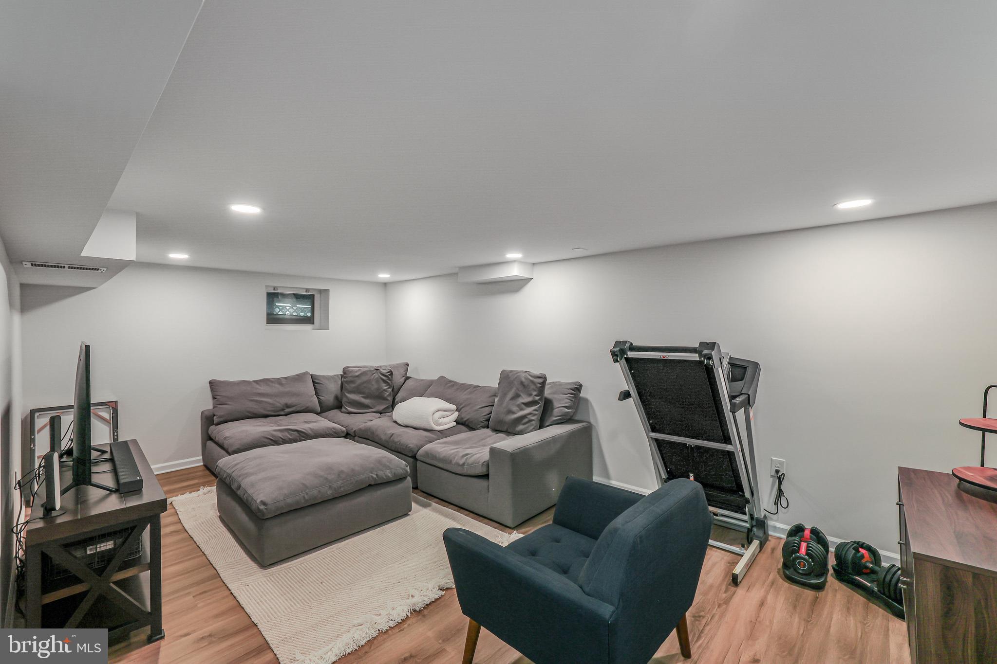 SEMINARY HEIGHTS - Residential