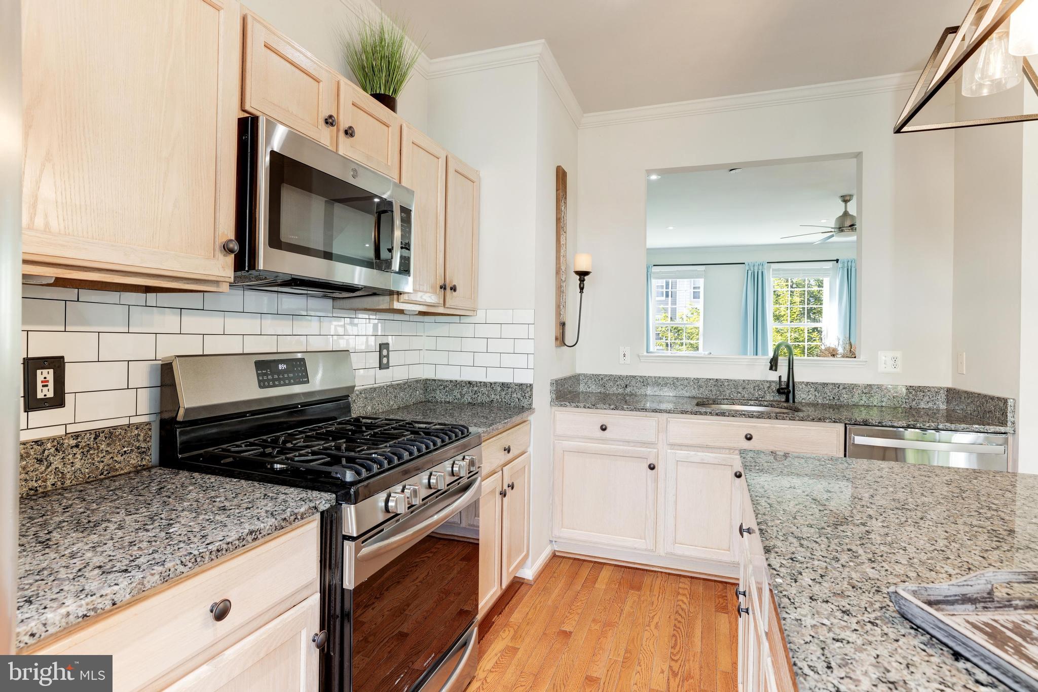 TRAILSIDE - Residential