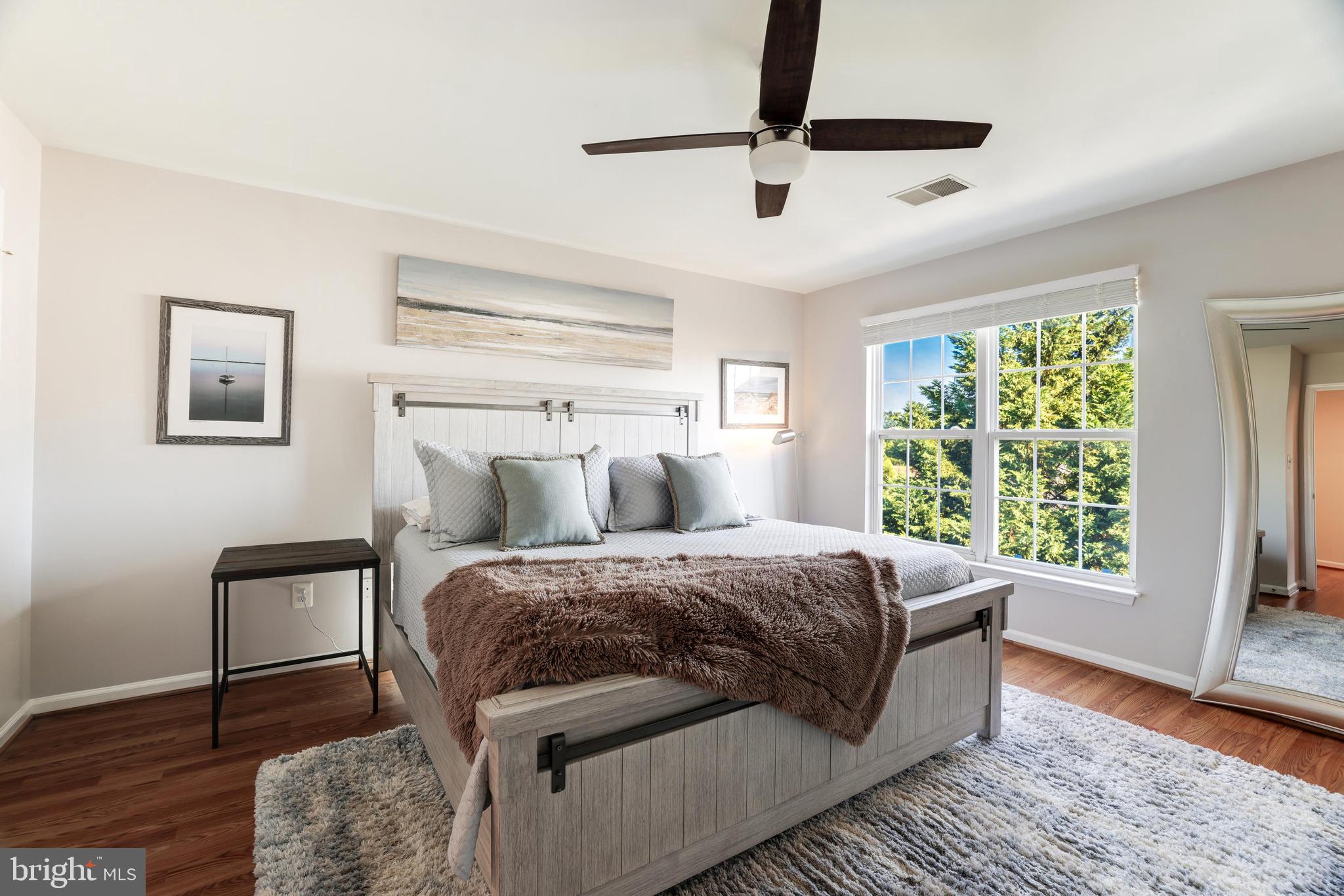 TRAILSIDE - Residential