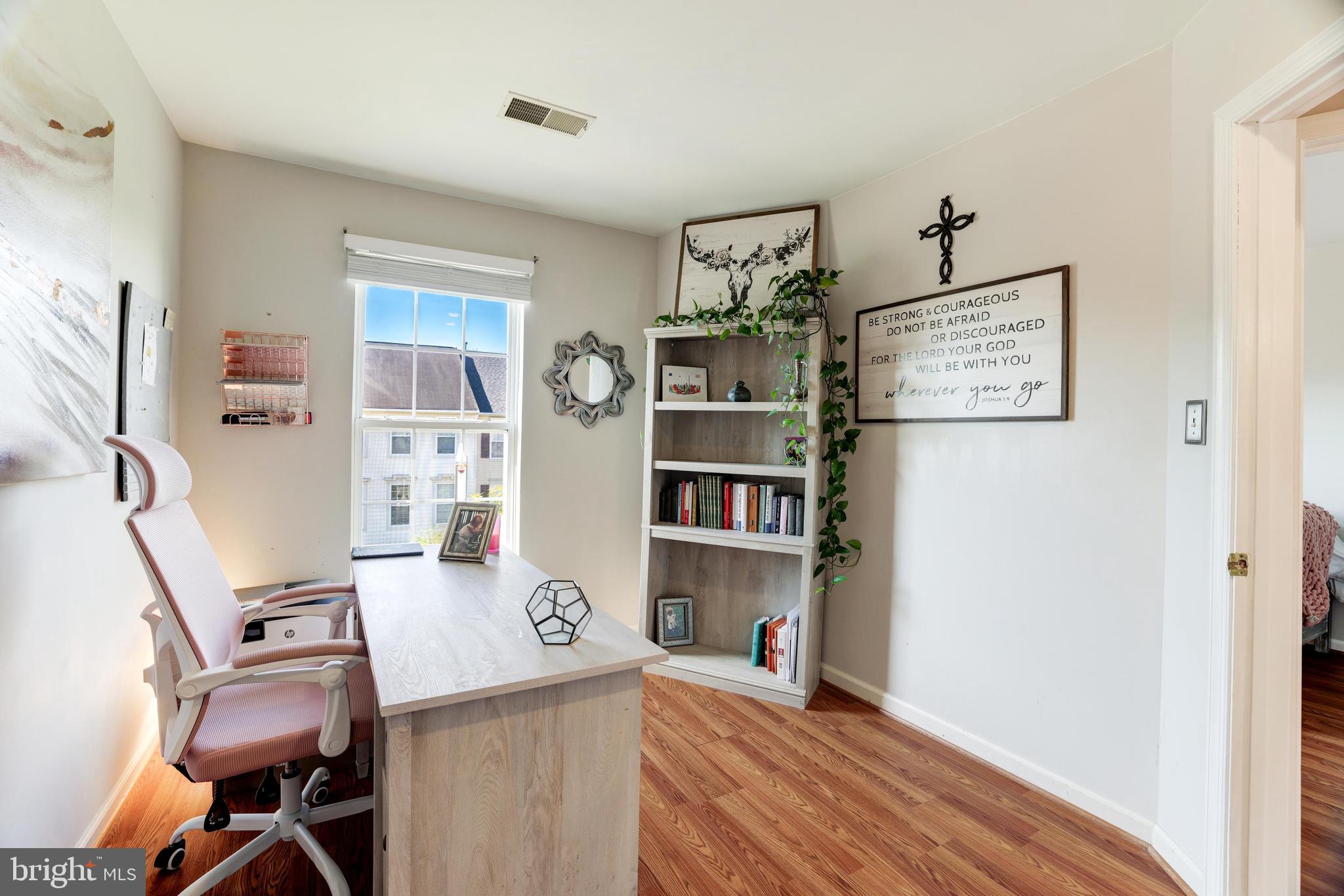 TRAILSIDE - Residential