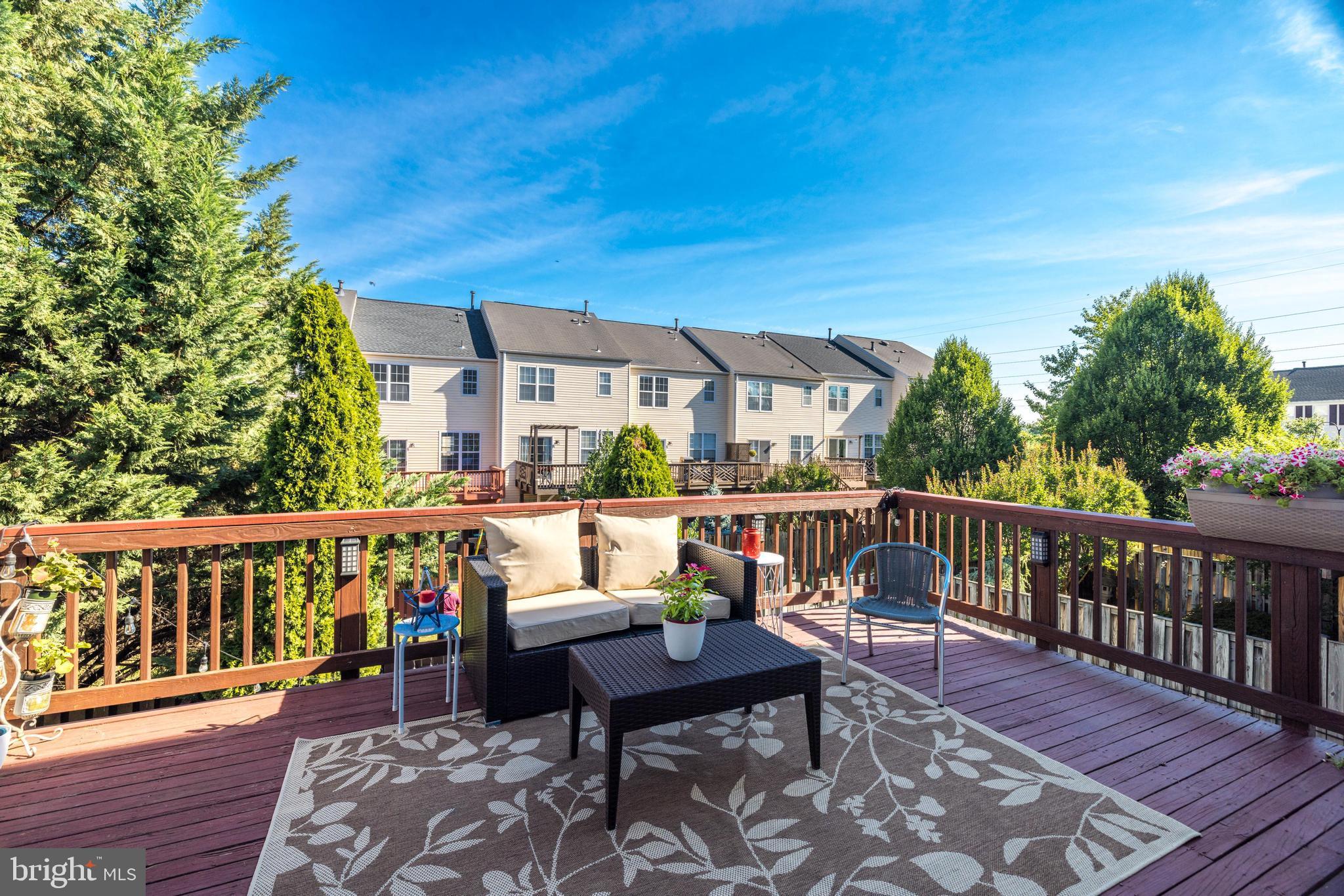 TRAILSIDE - Residential