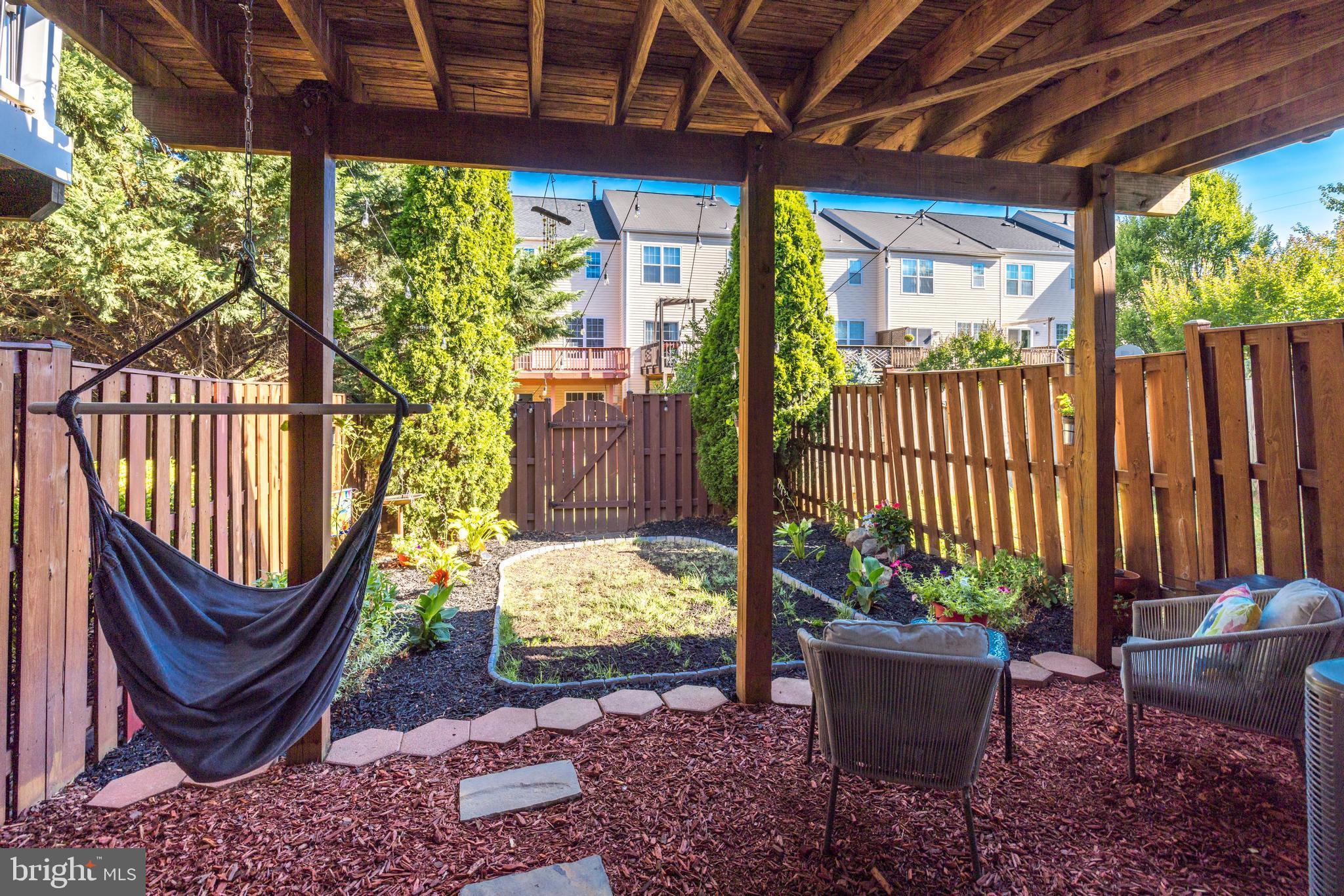 TRAILSIDE - Residential