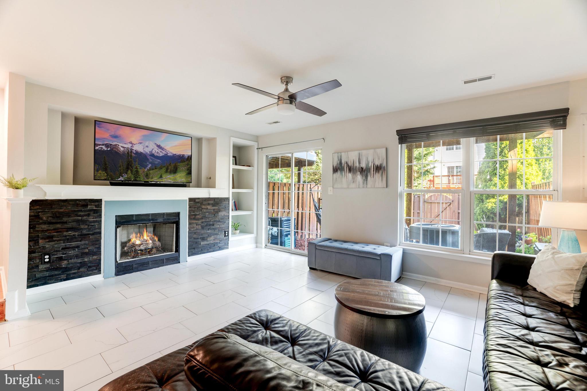 TRAILSIDE - Residential