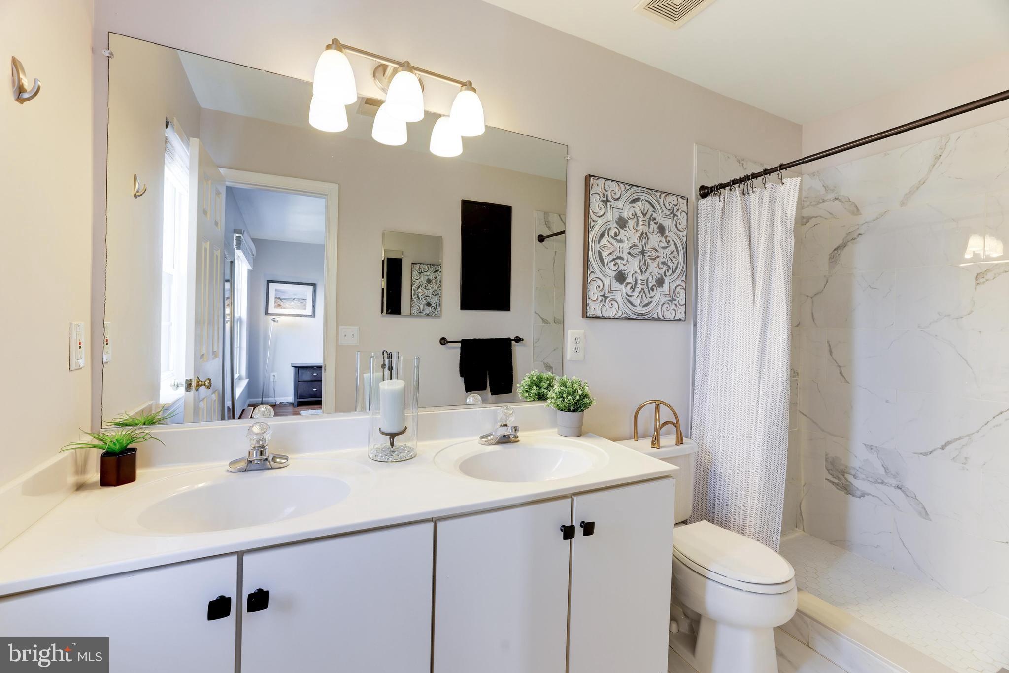 TRAILSIDE - Residential