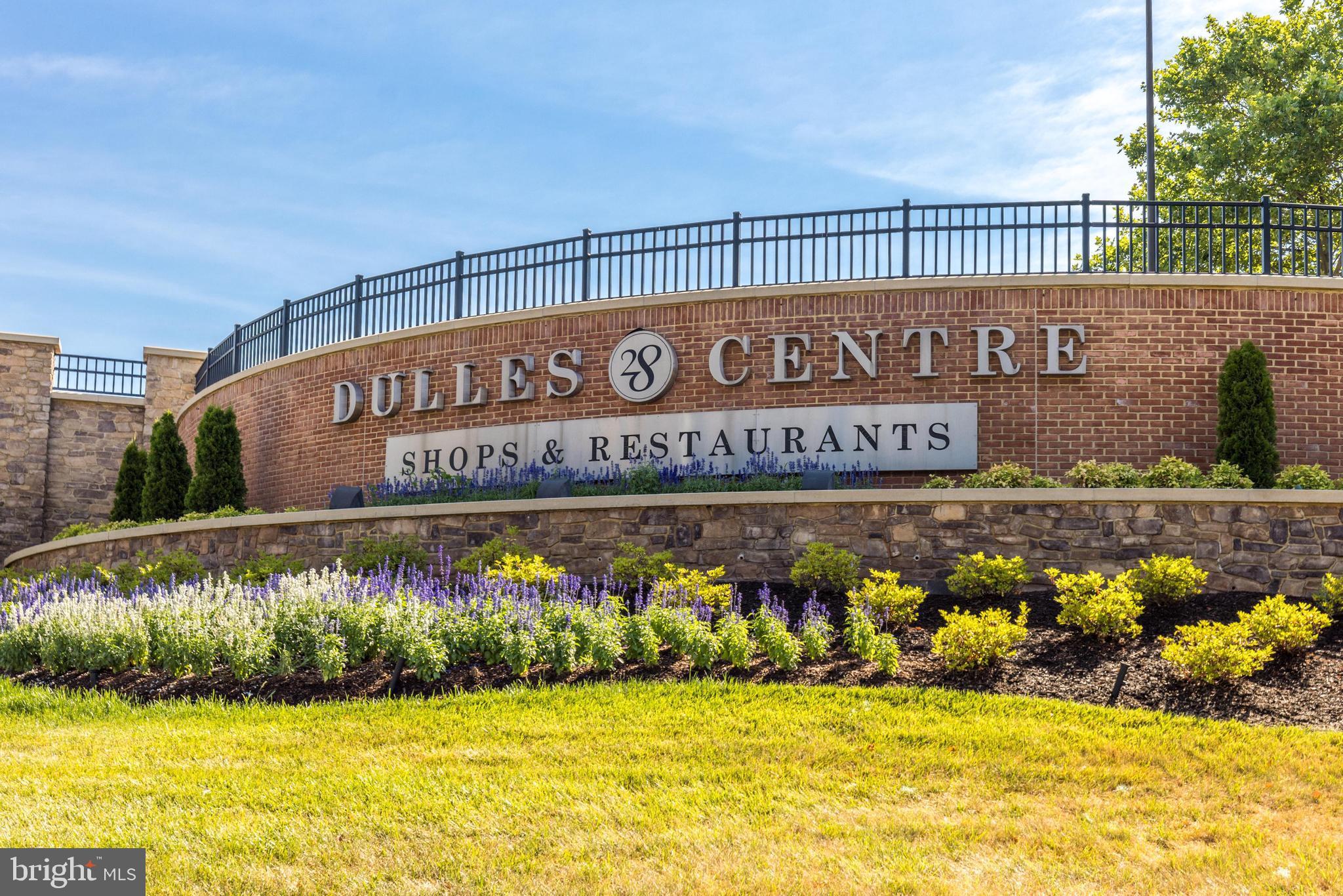 TRAILSIDE - Residential