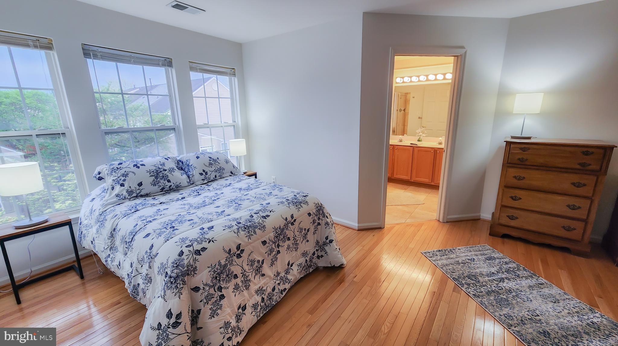 DEARBOUGHT - Residential