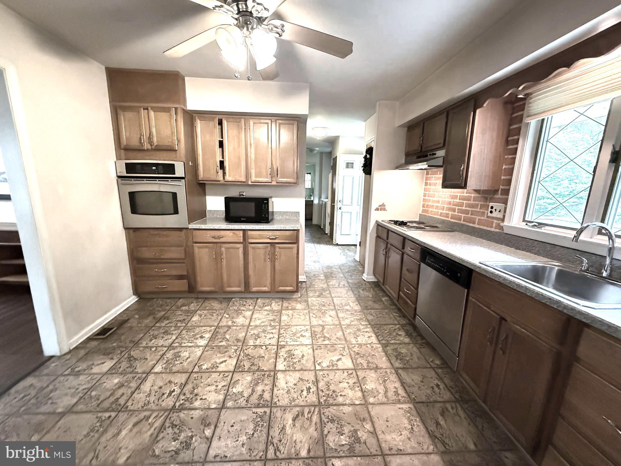 SMITHBRIDGE ESTS - Residential