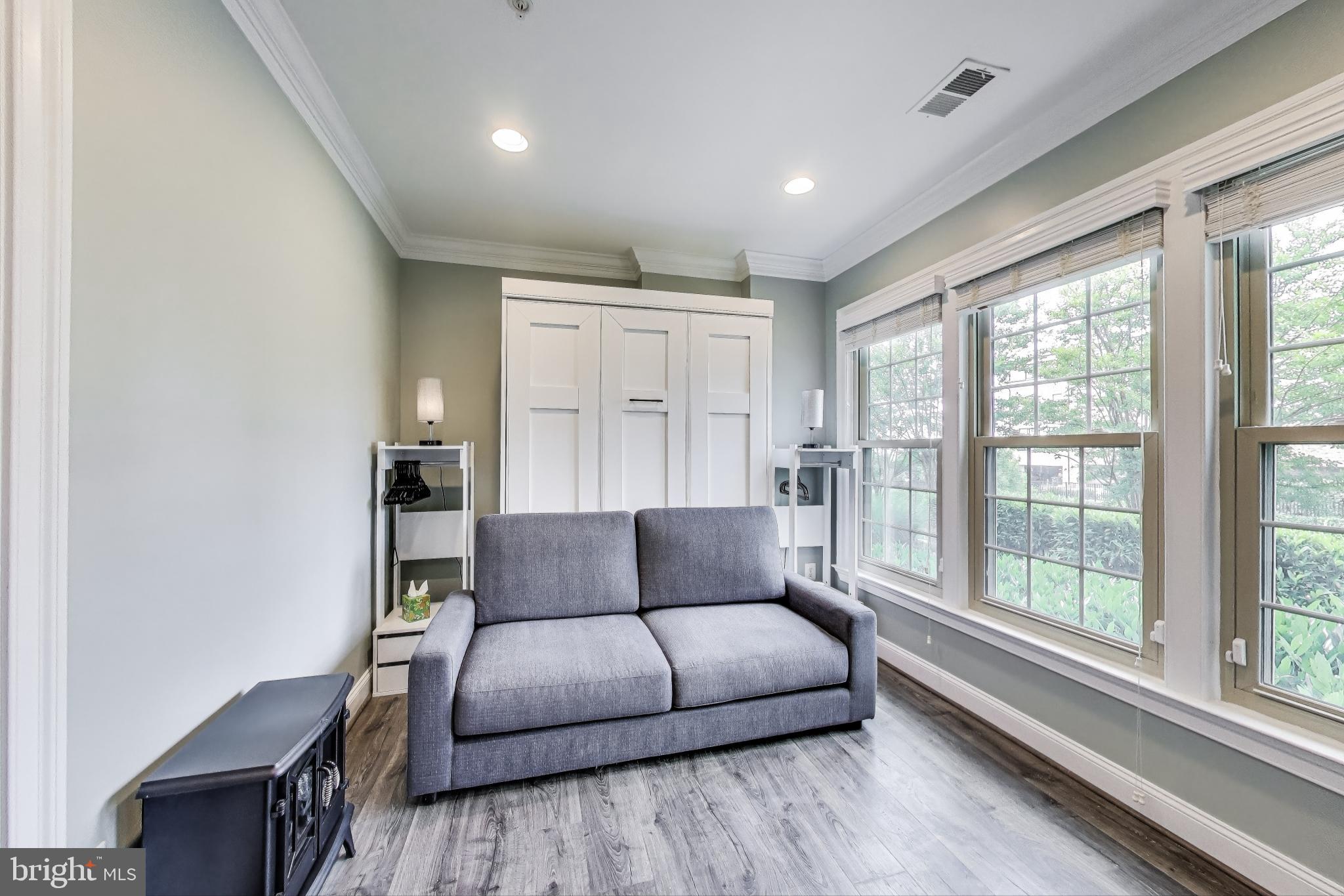 NATIONAL HARBOR - Residential Lease