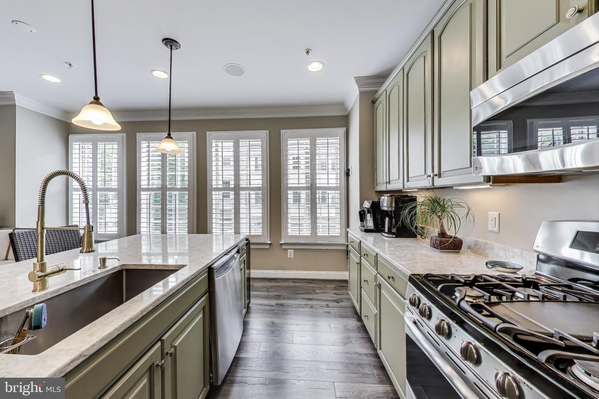 NATIONAL HARBOR - Residential Lease