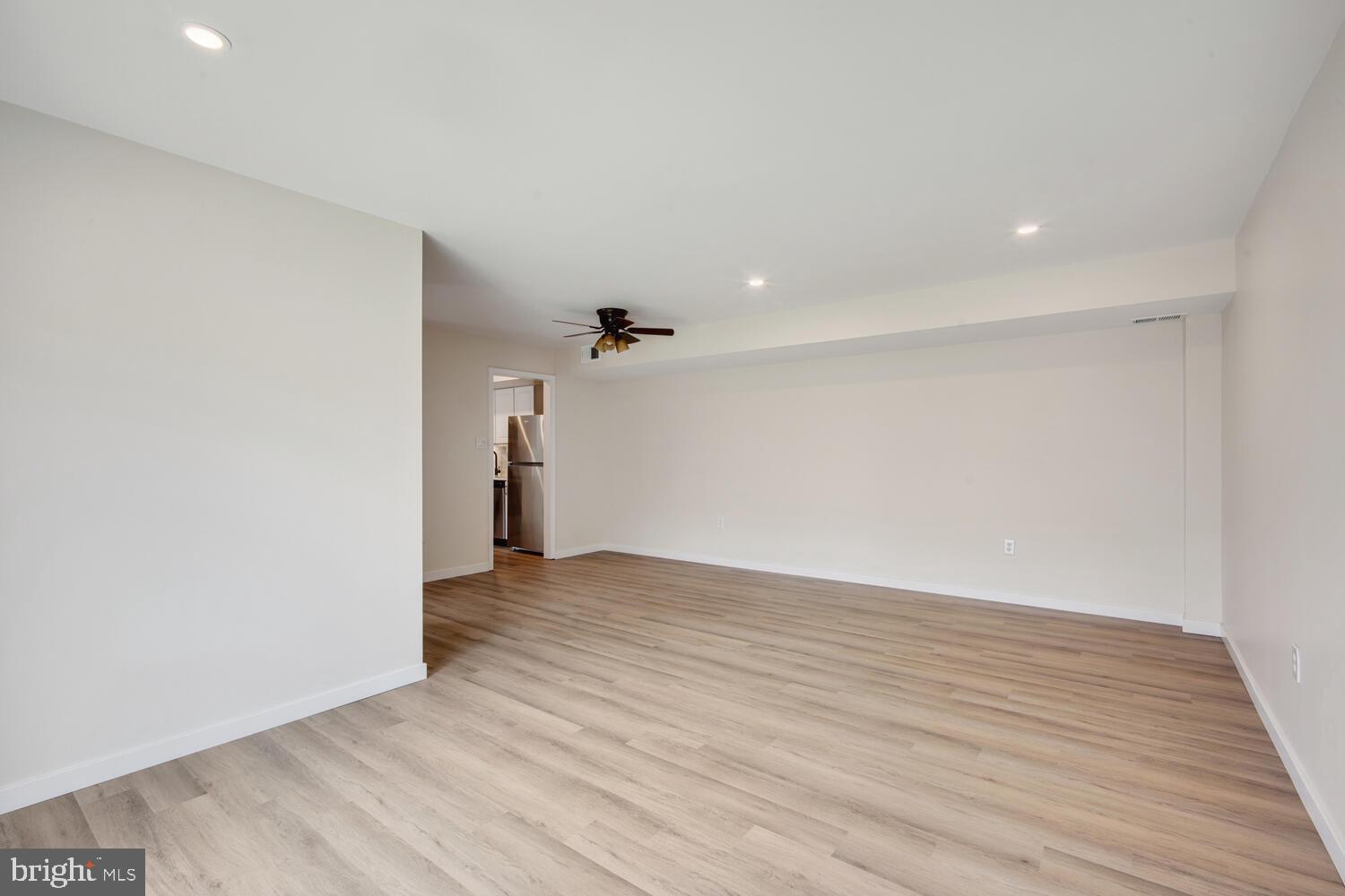 TERRACE TOWNHOUSES OF ANNANDALE - Residential Lease