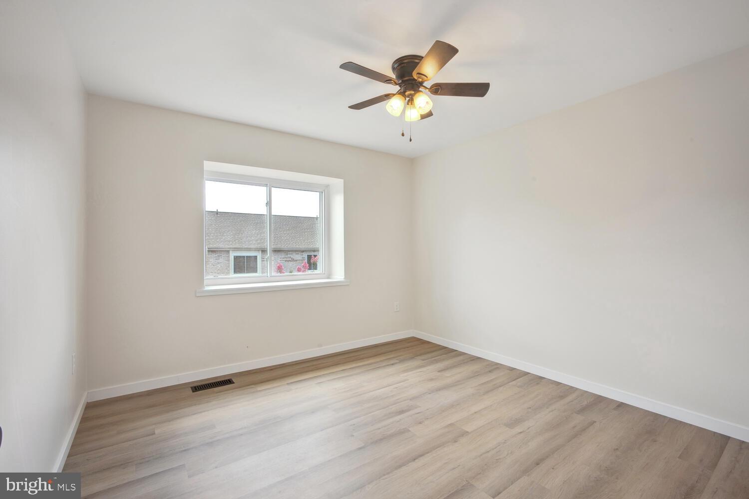 TERRACE TOWNHOUSES OF ANNANDALE - Residential Lease