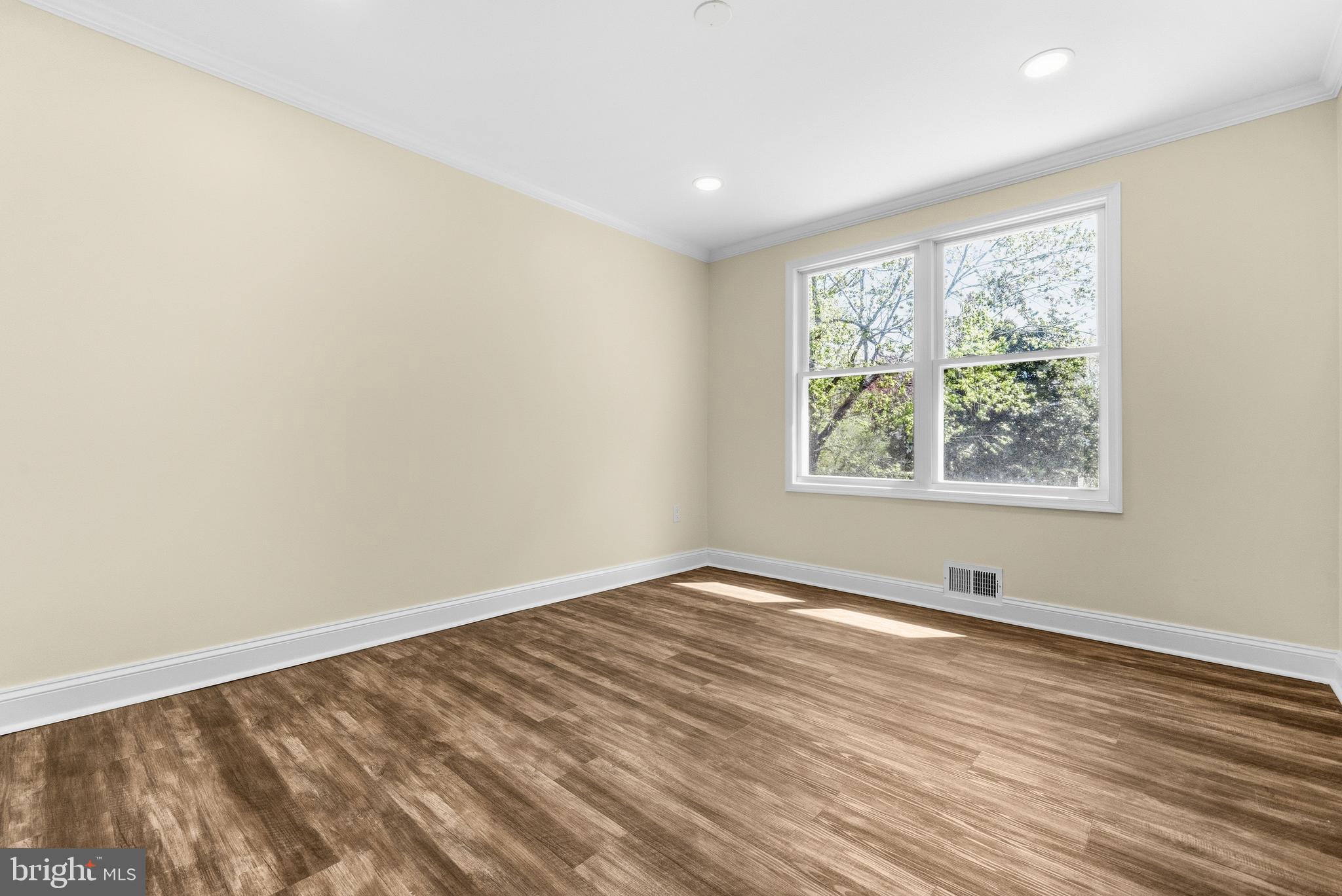 WOODBERRY FOREST - Residential