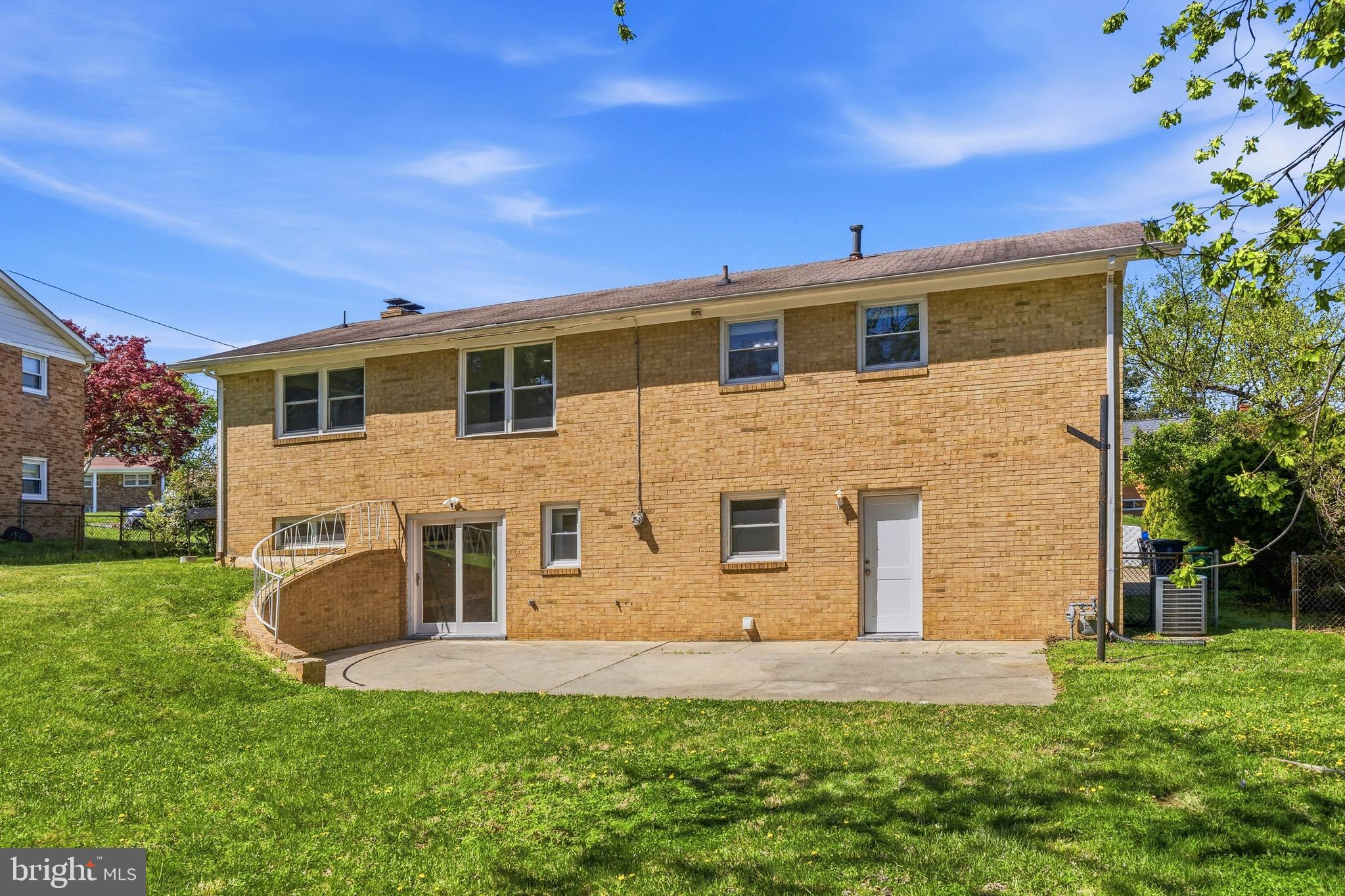 WOODBERRY FOREST - Residential