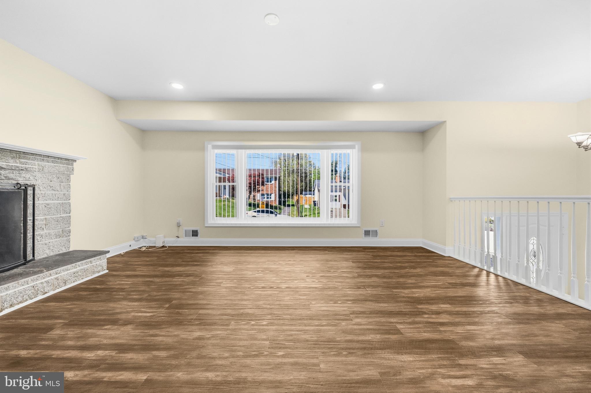 WOODBERRY FOREST - Residential