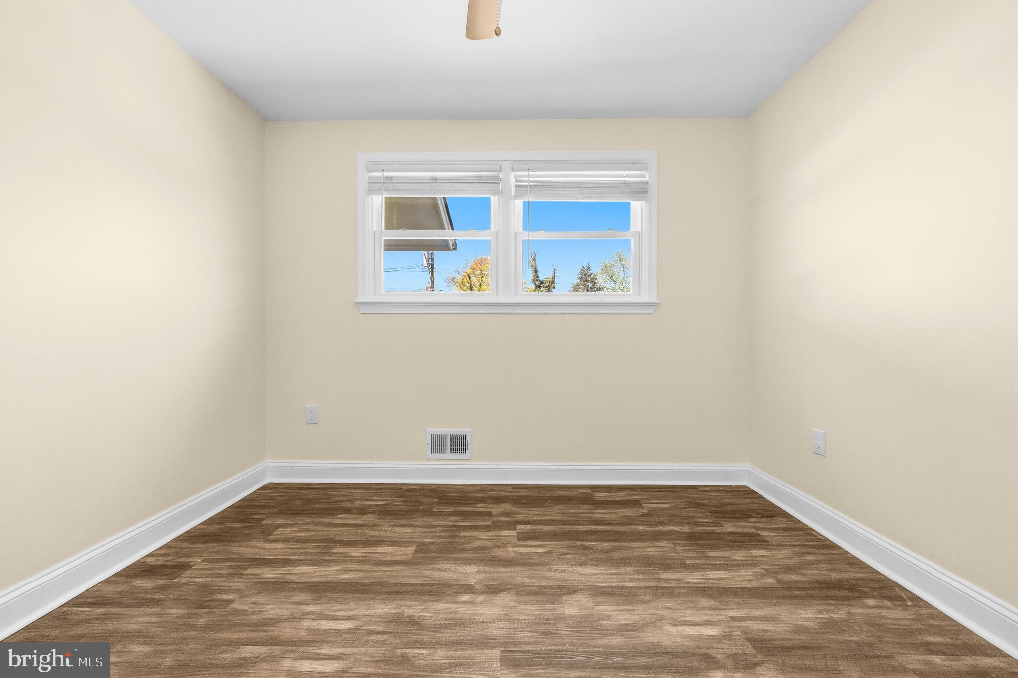 WOODBERRY FOREST - Residential