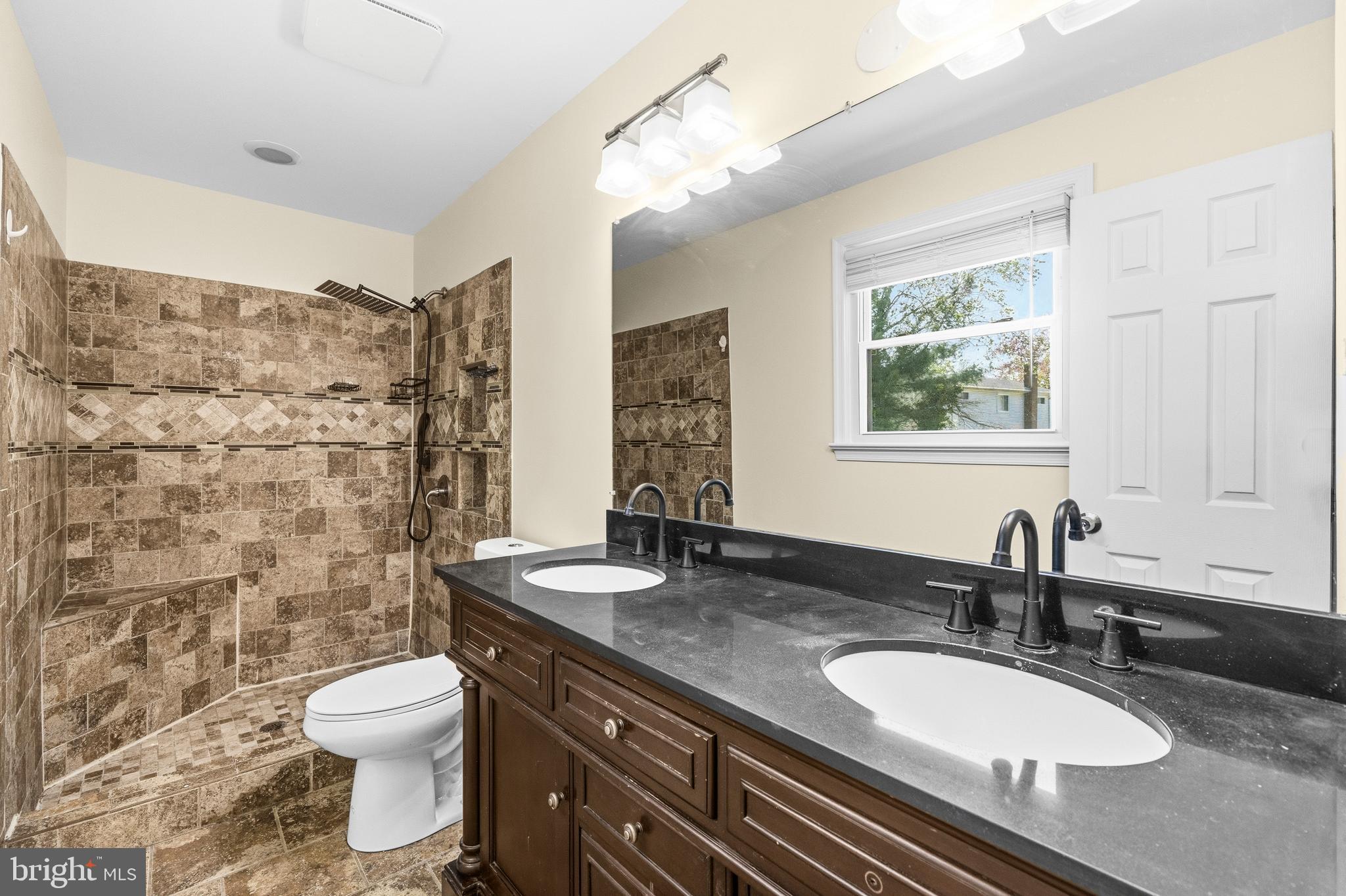 WOODBERRY FOREST - Residential