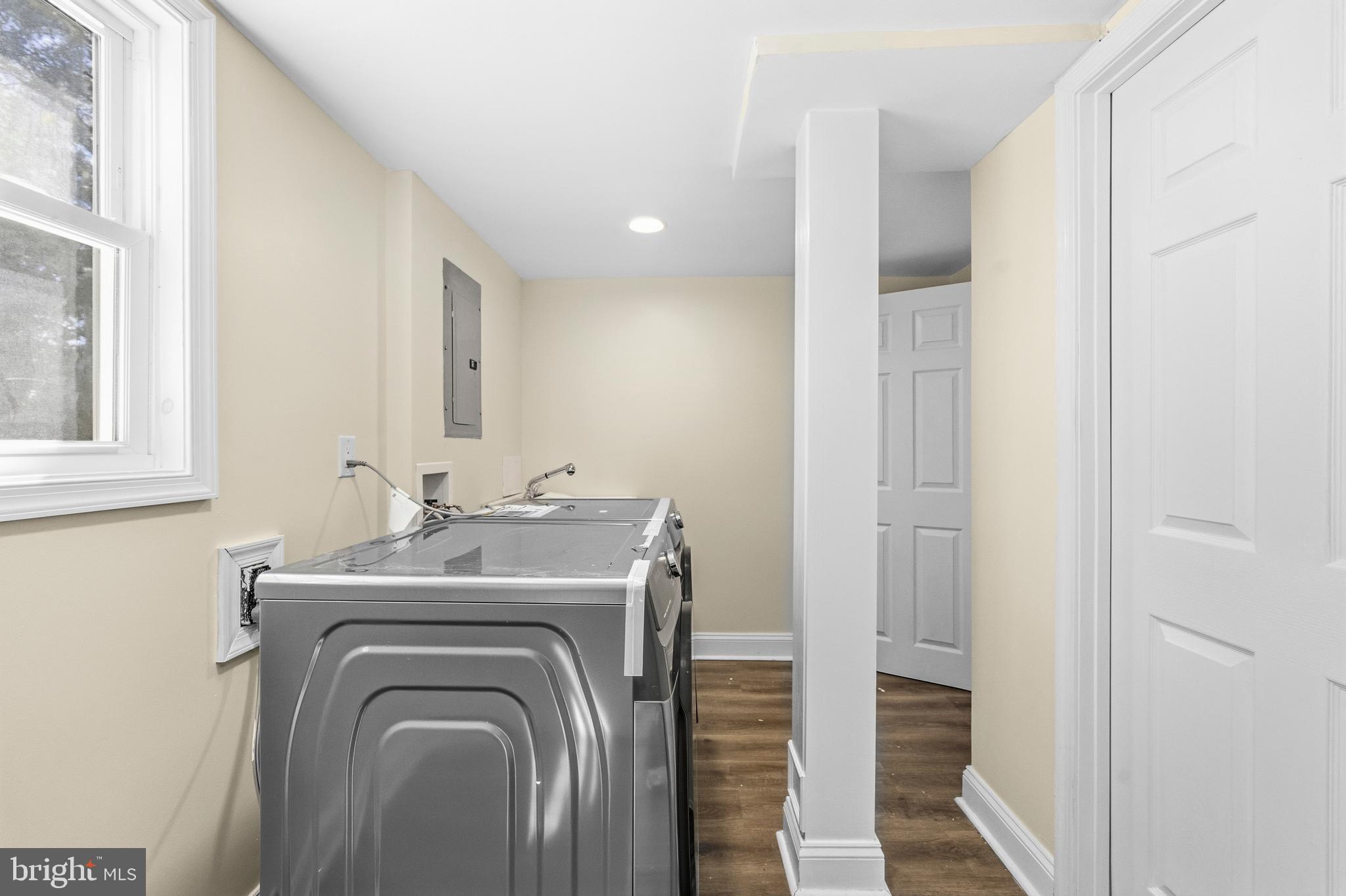 WOODBERRY FOREST - Residential