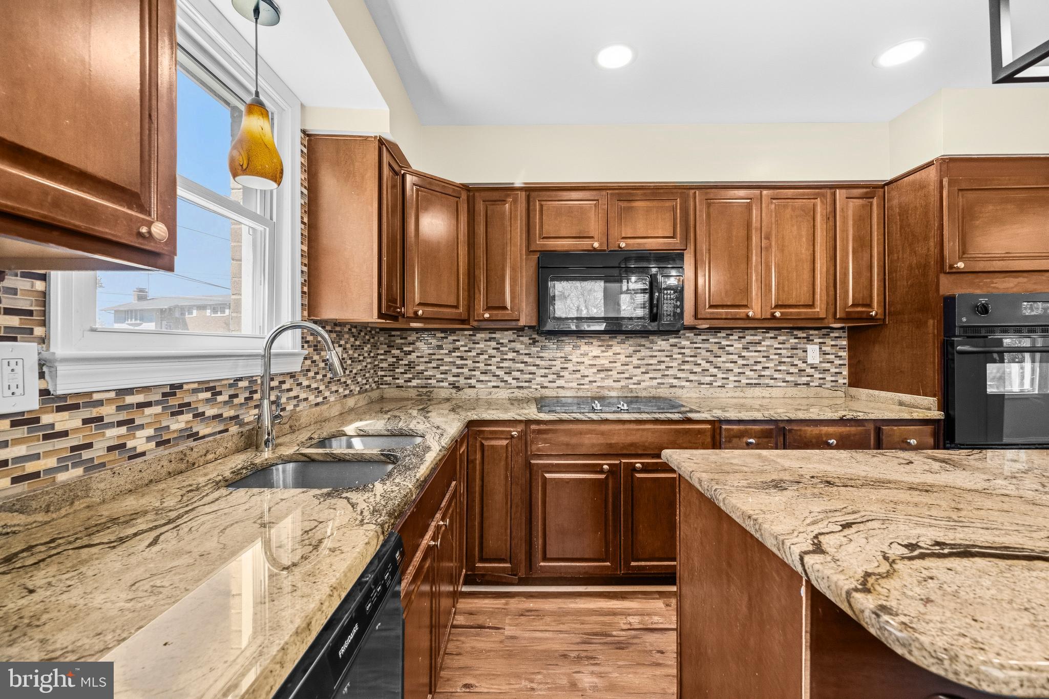 WOODBERRY FOREST - Residential