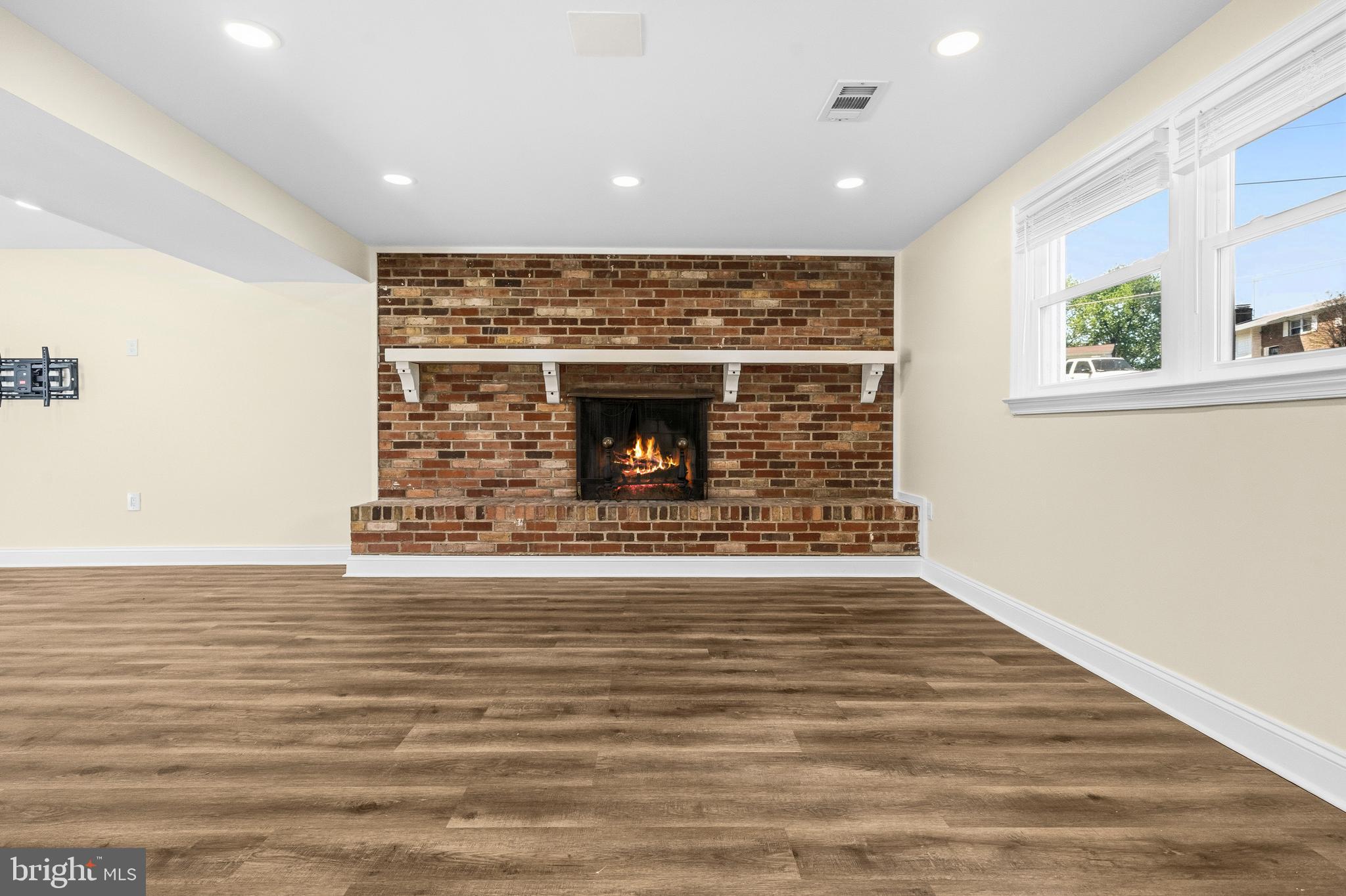 WOODBERRY FOREST - Residential