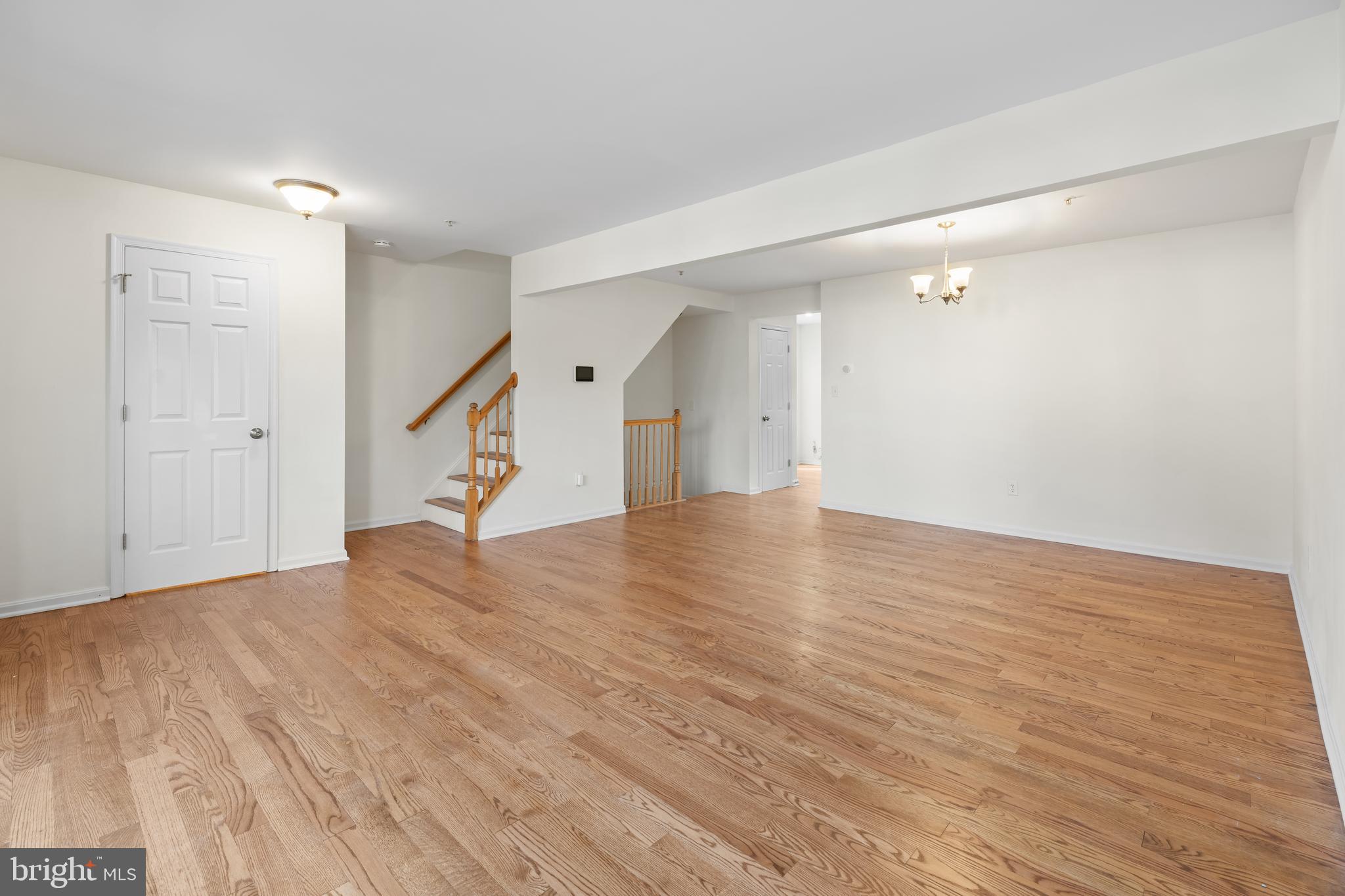 REGENCY MEADOWS - Residential