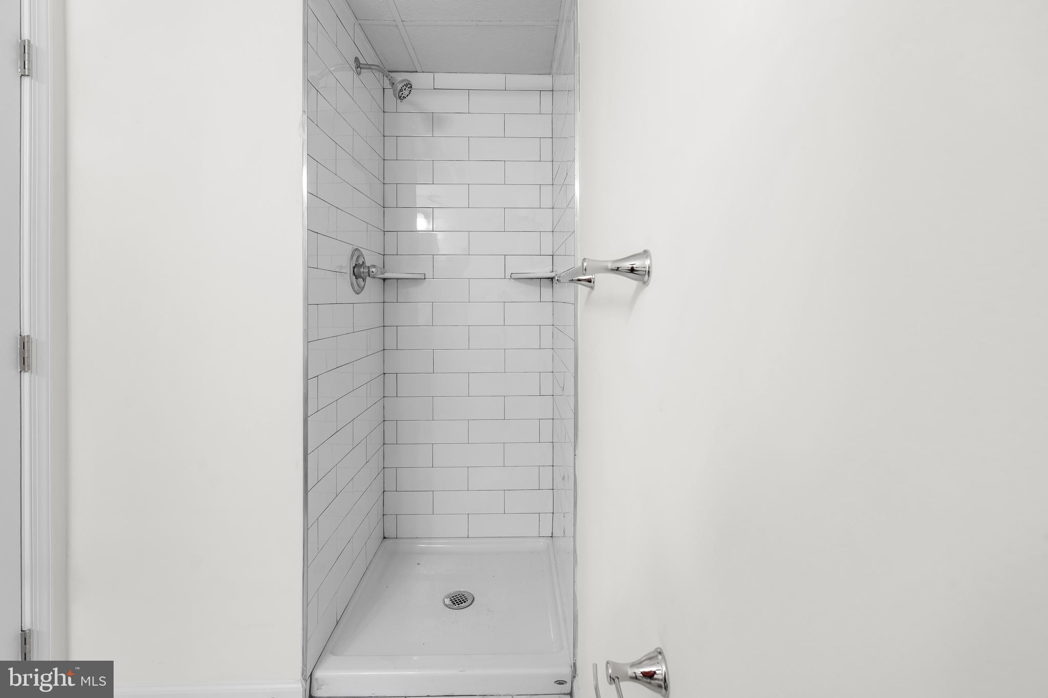 REGENCY MEADOWS - Residential