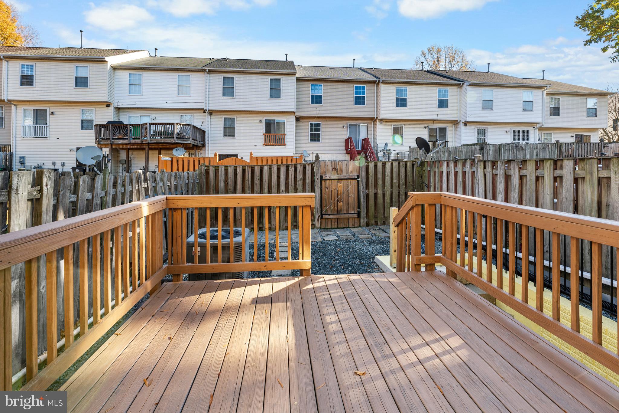 REGENCY MEADOWS - Residential