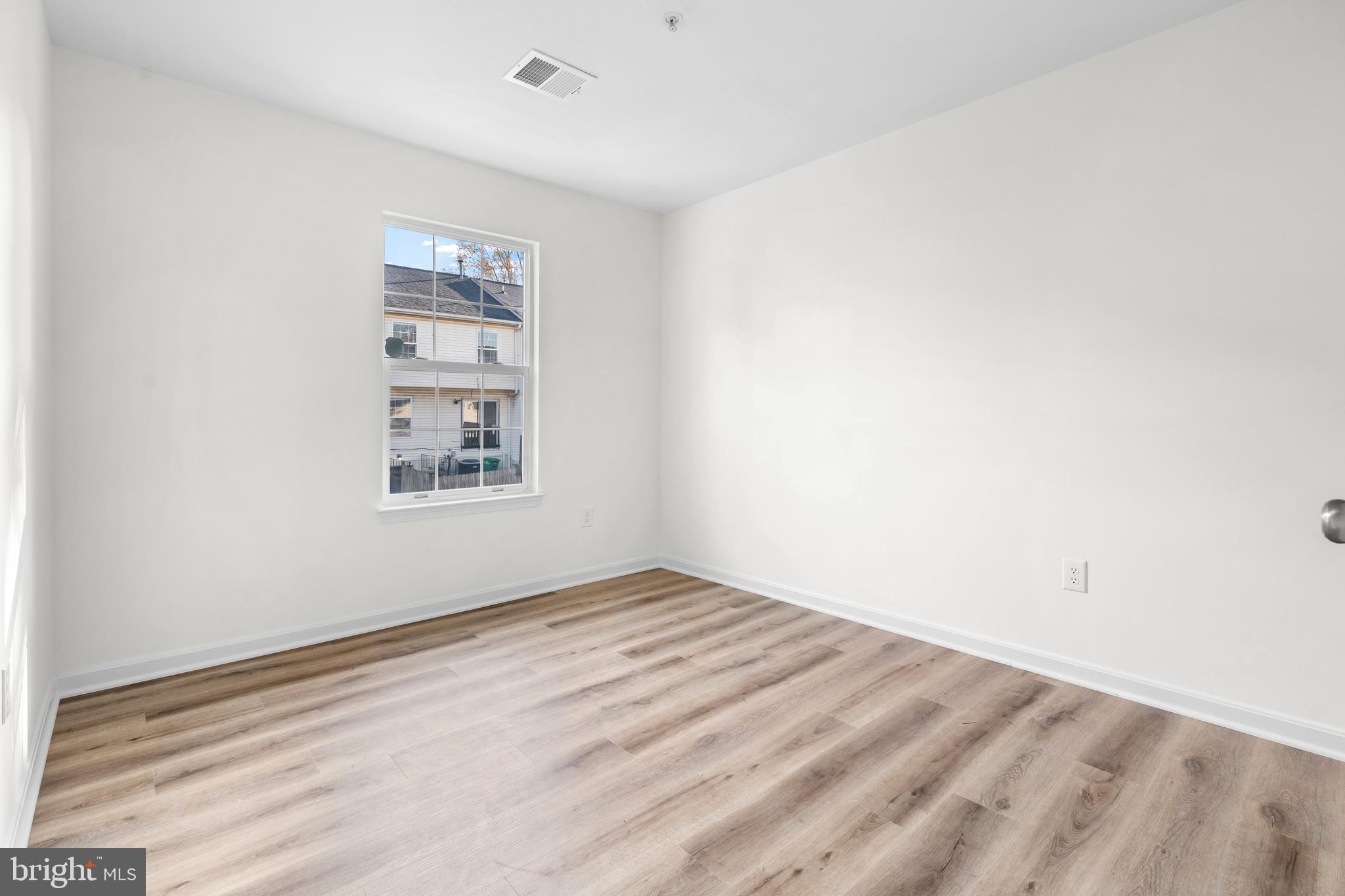 REGENCY MEADOWS - Residential