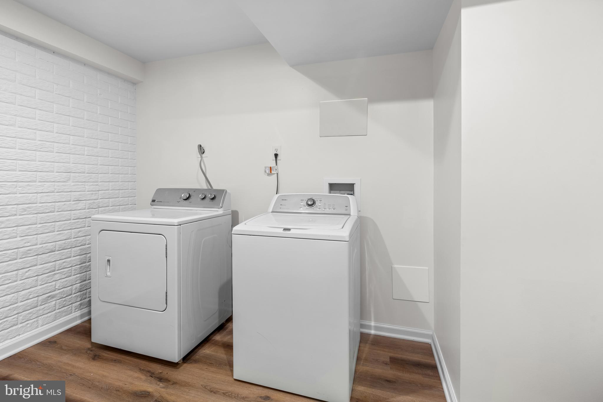 REGENCY MEADOWS - Residential