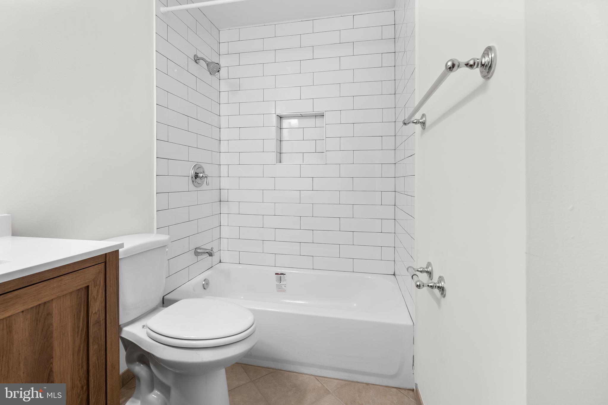 REGENCY MEADOWS - Residential