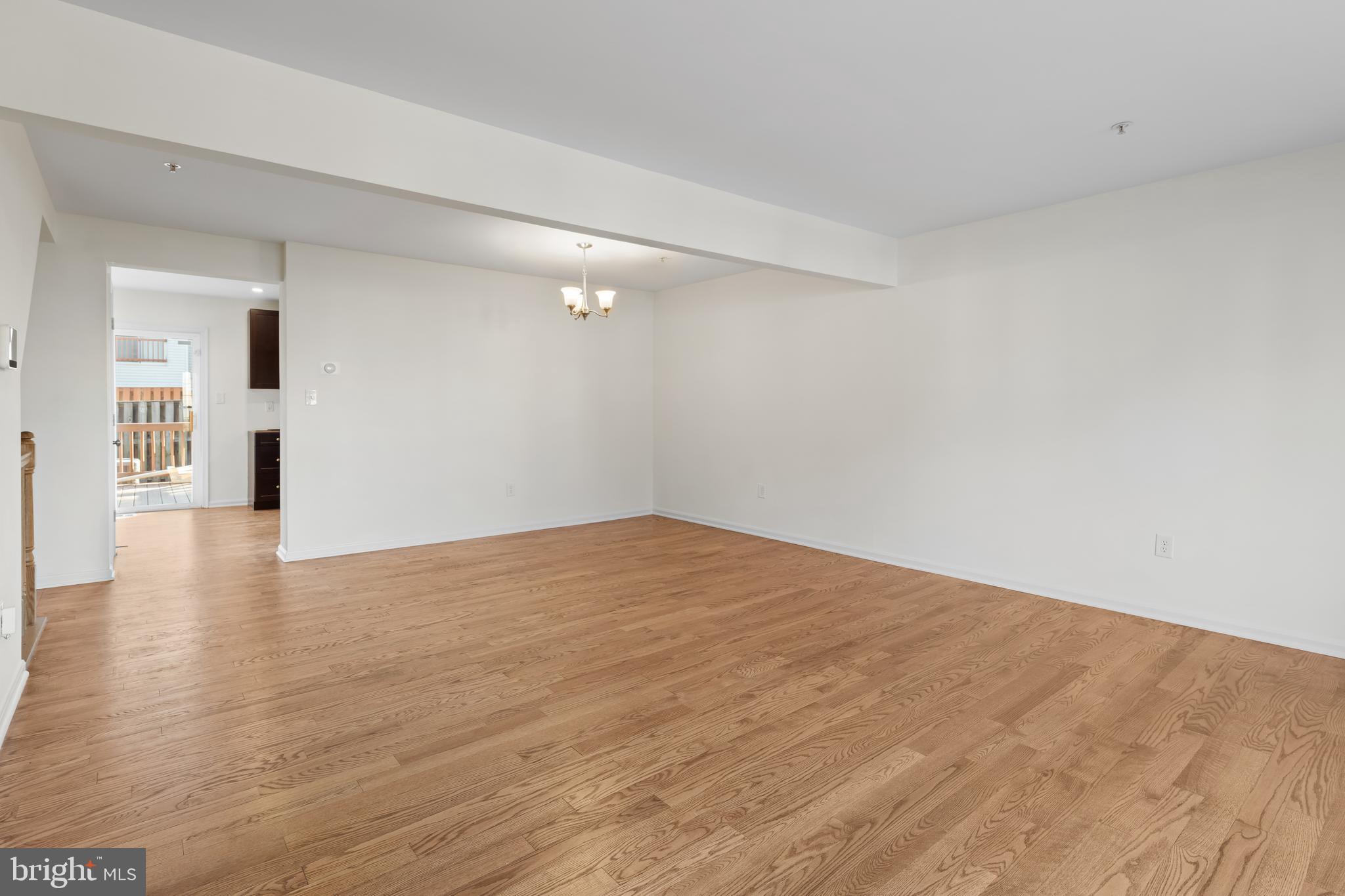 REGENCY MEADOWS - Residential