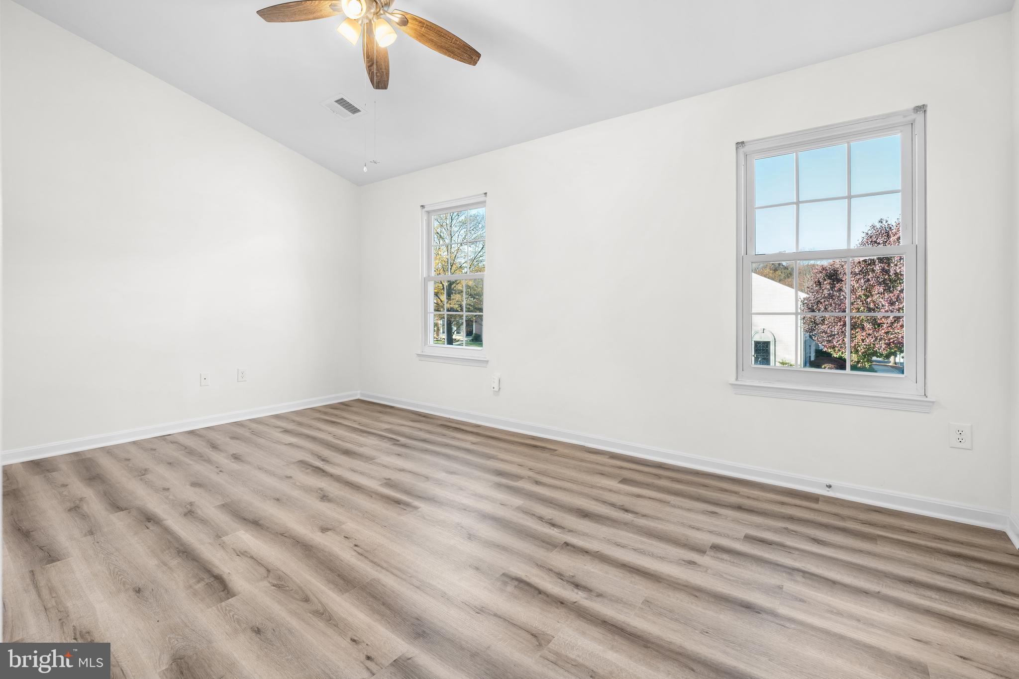 REGENCY MEADOWS - Residential