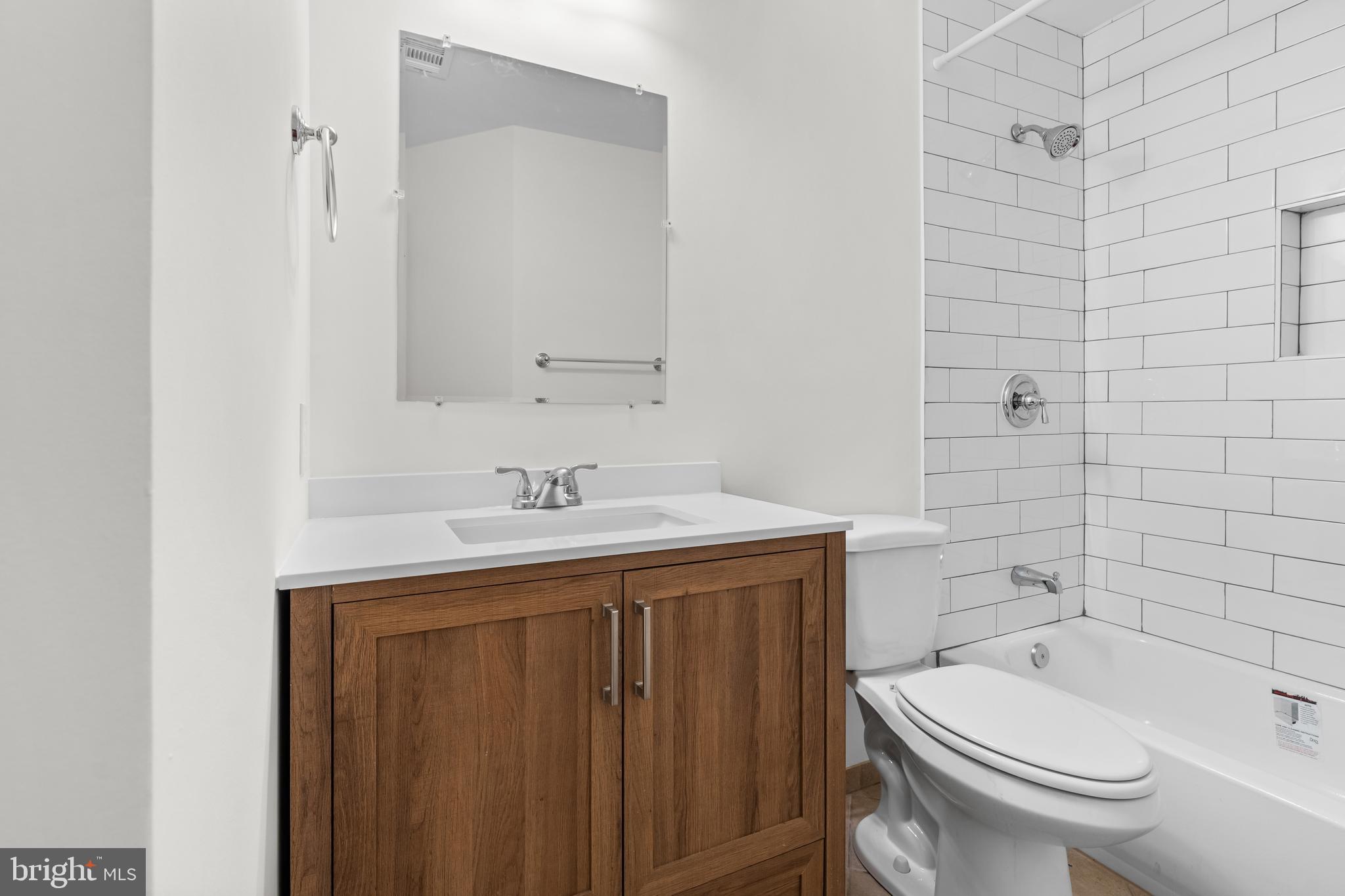 REGENCY MEADOWS - Residential